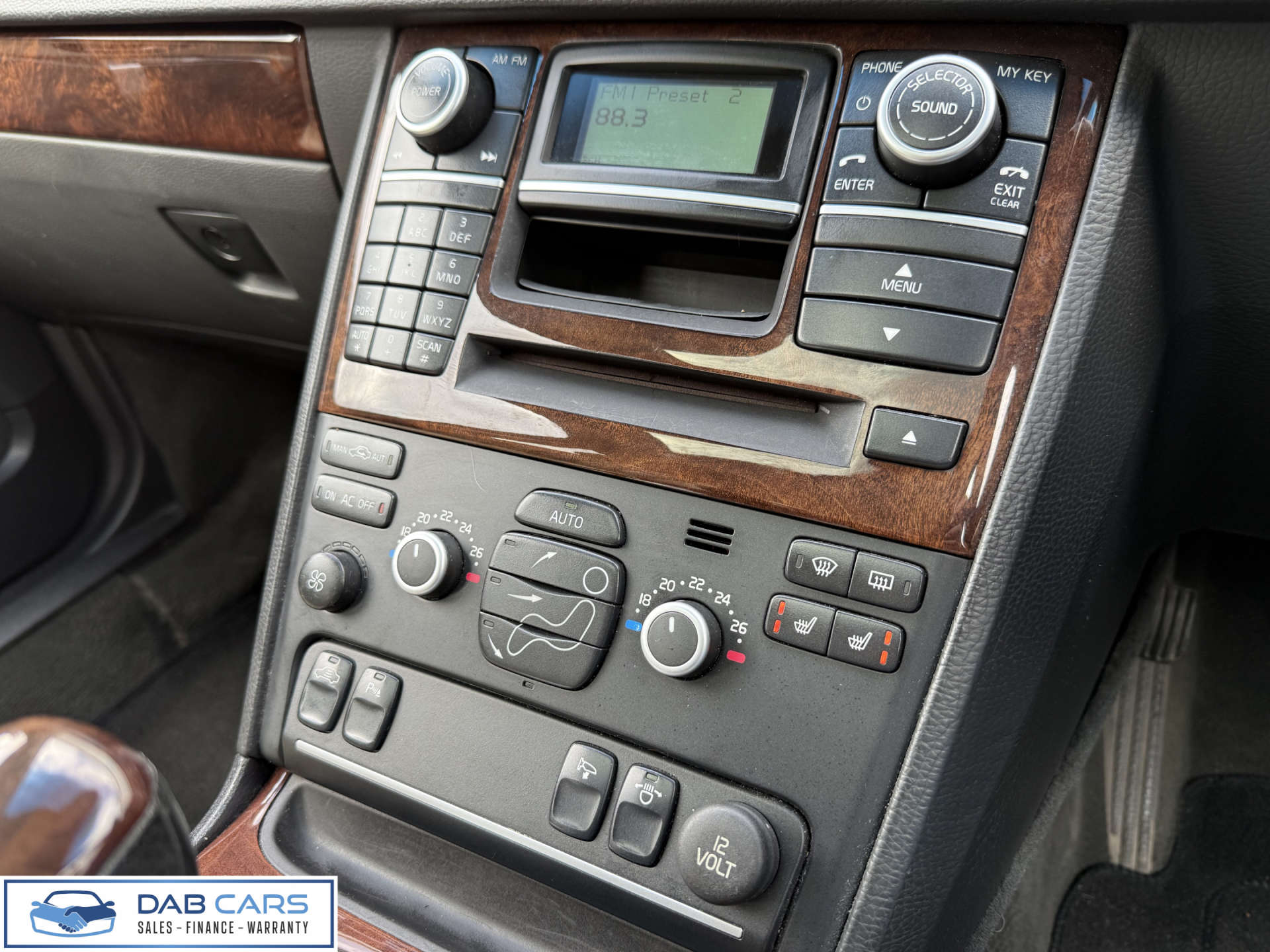 Volvo XC90 2.4 XC90 Executive D5 Auto 4WD 5dr #25