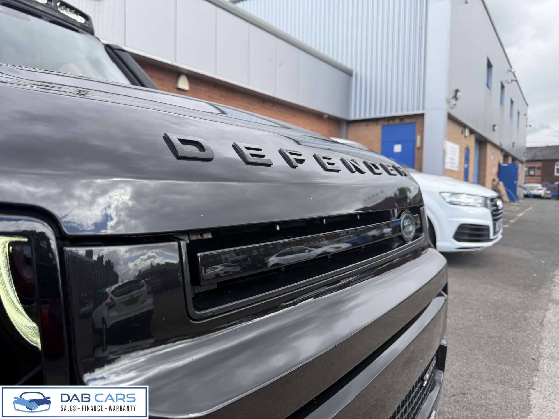 Land Rover DEFENDER 3.0 Defender X-Dynamic HSE D MHEV Auto 4WD 5dr #53