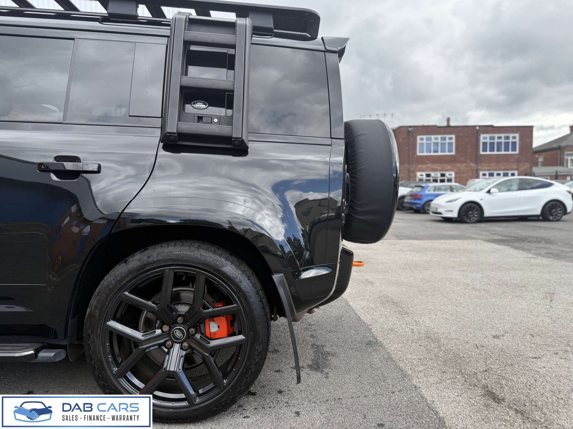 Land Rover DEFENDER 3.0 Defender X-Dynamic HSE D MHEV Auto 4WD 5dr #63