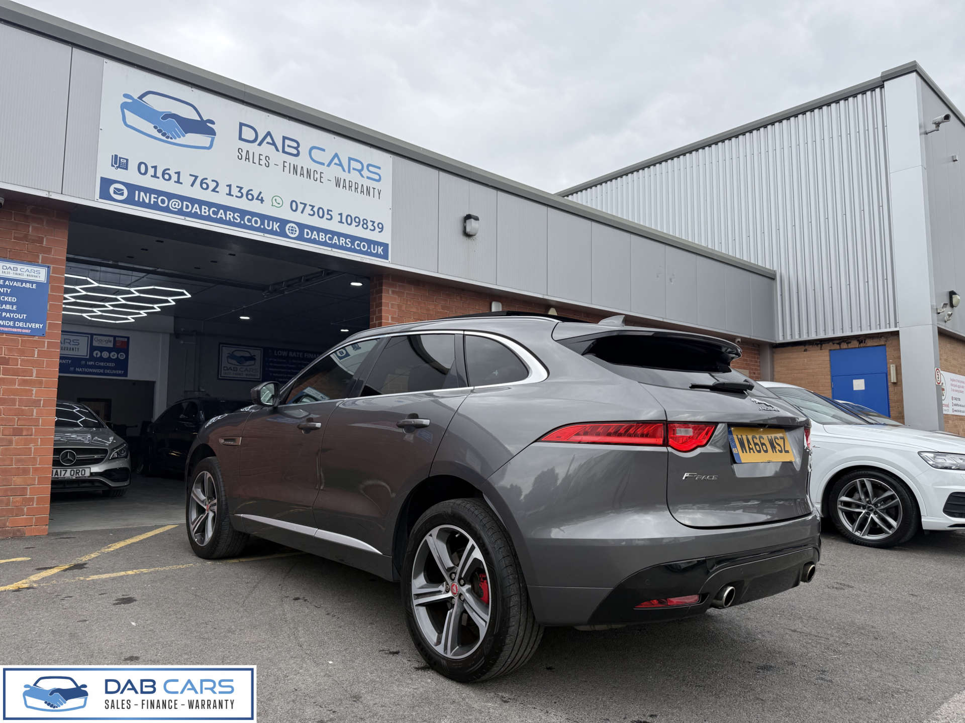 Jaguar F-PACE 3.0 F-PACE V6 S AWD D Auto 4WD 5dr #1