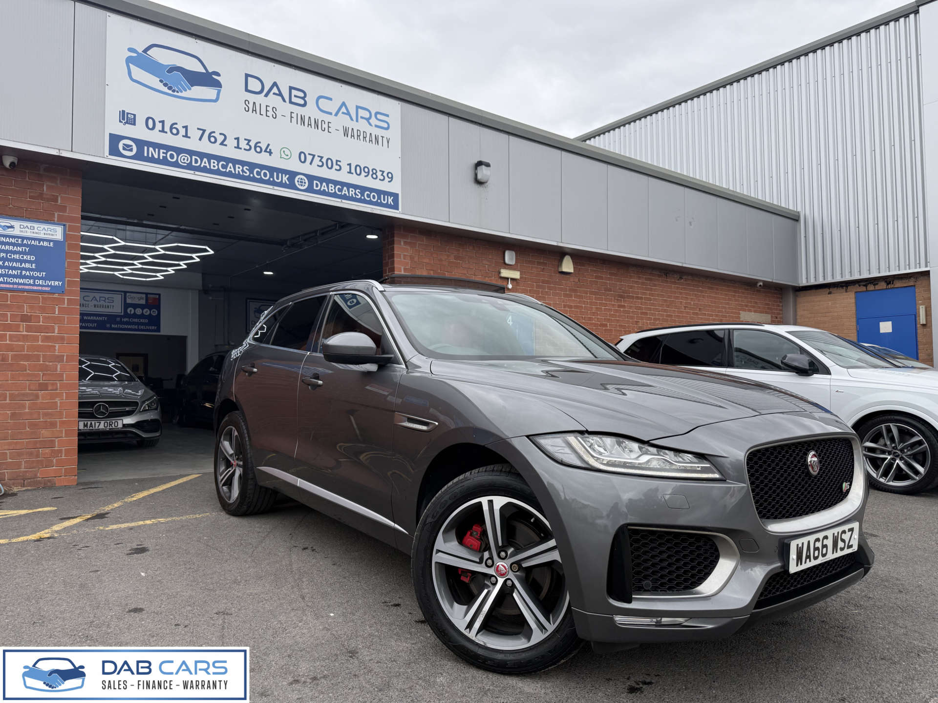 Jaguar F-PACE 3.0 F-PACE V6 S AWD D Auto 4WD 5dr #9