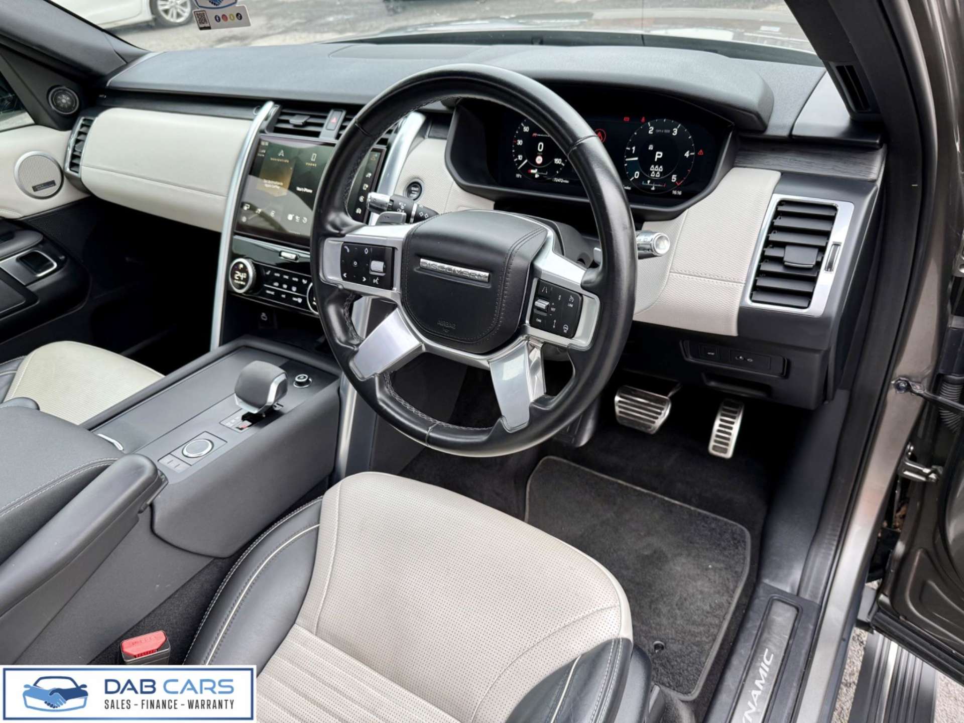 Land Rover Discovery 3.0 D300 MHEV R-Dynamic HSE Auto 4WD Euro 6 (s/s) 5dr #3