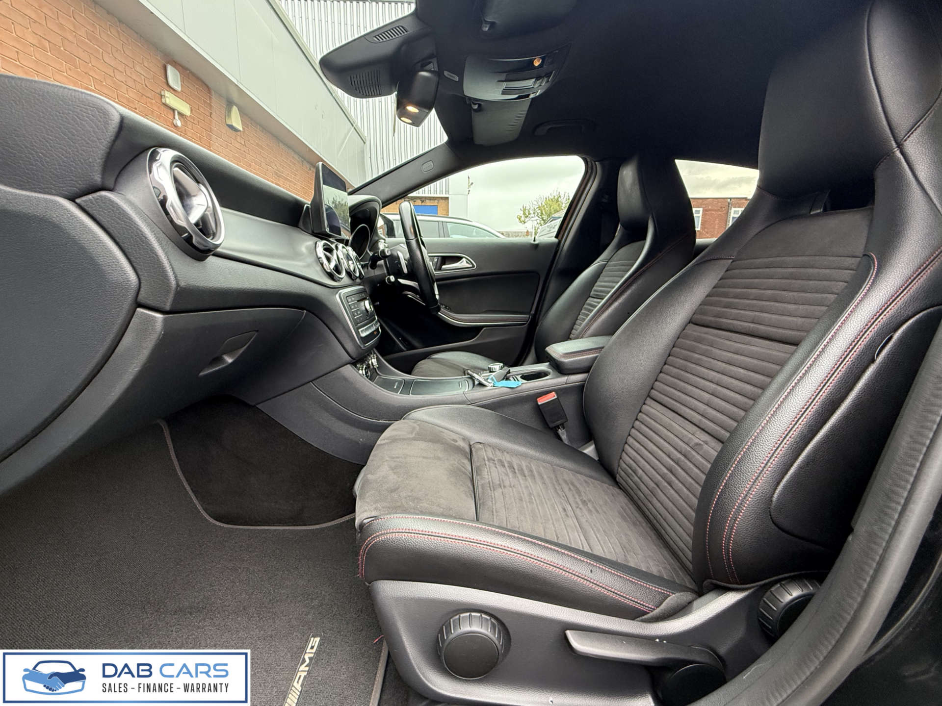 Mercedes-Benz GLA 2.1 GLA 220 AMG Line Premium D 4Matic Auto 4WD 5dr #28