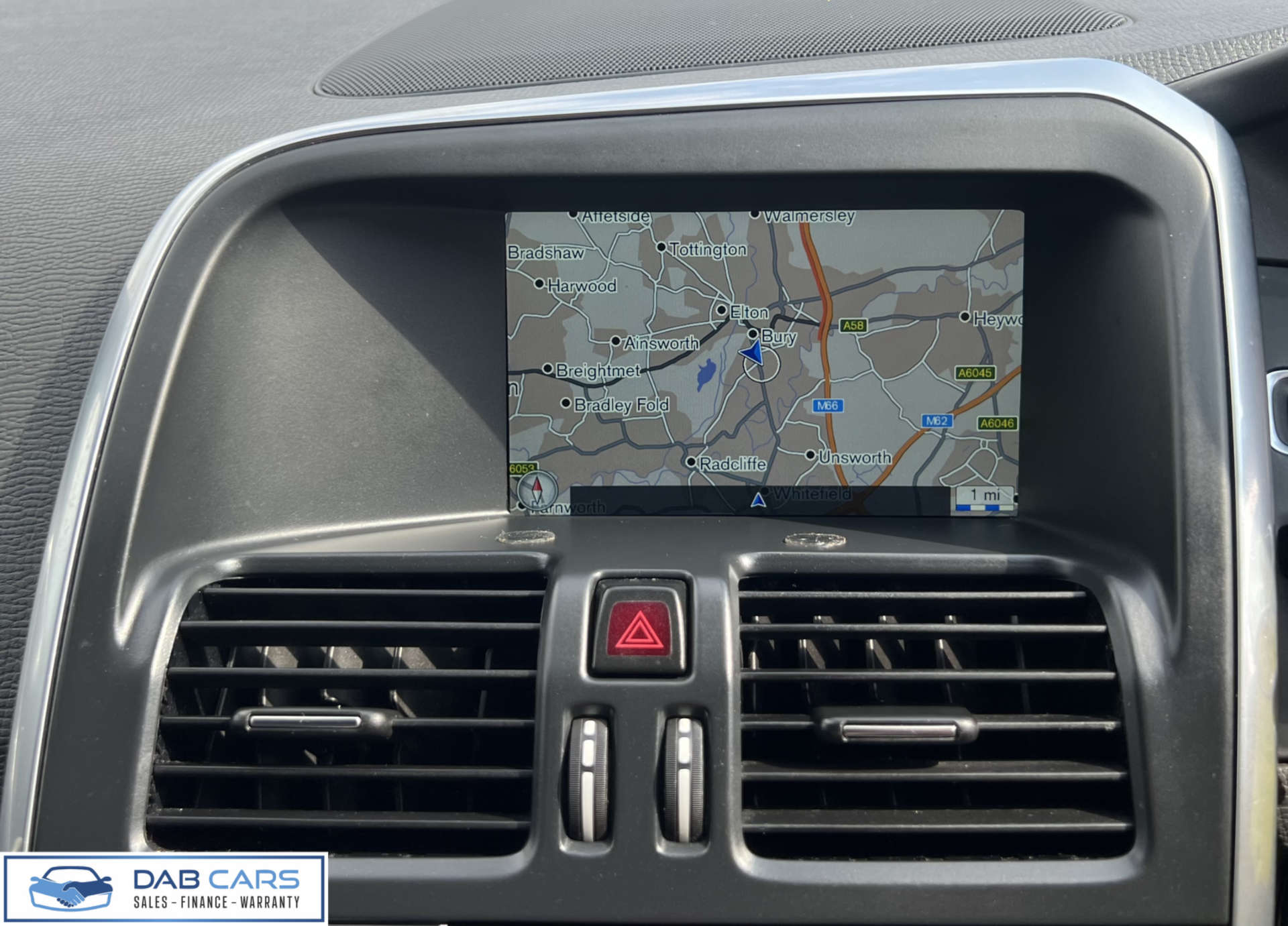 Volvo XC60 2.4 XC60 R-Design Luxury Nav D4 AWD Auto 4WD 5dr #22