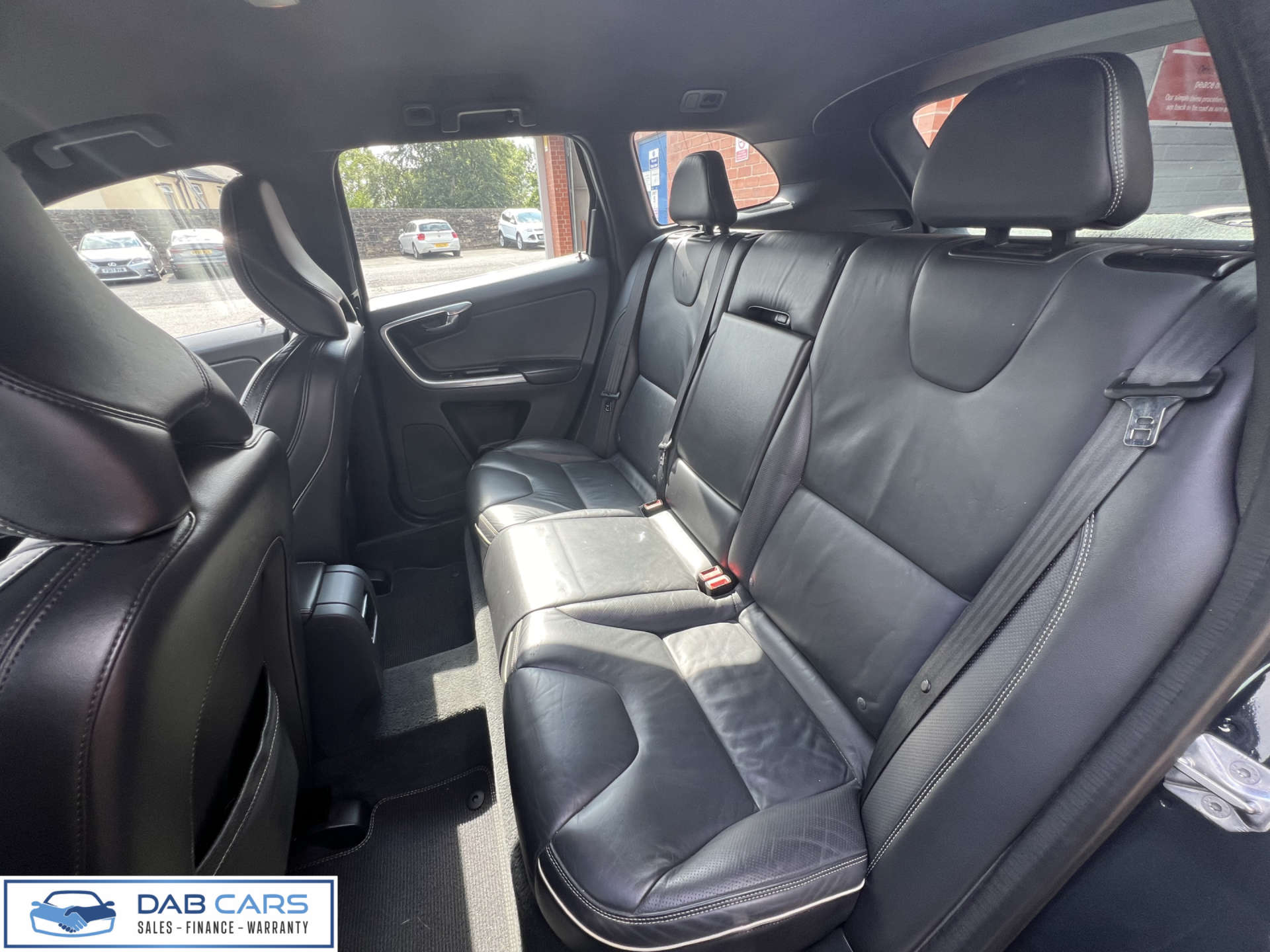 Volvo XC60 2.4 XC60 R-Design Luxury Nav D4 AWD Auto 4WD 5dr #62