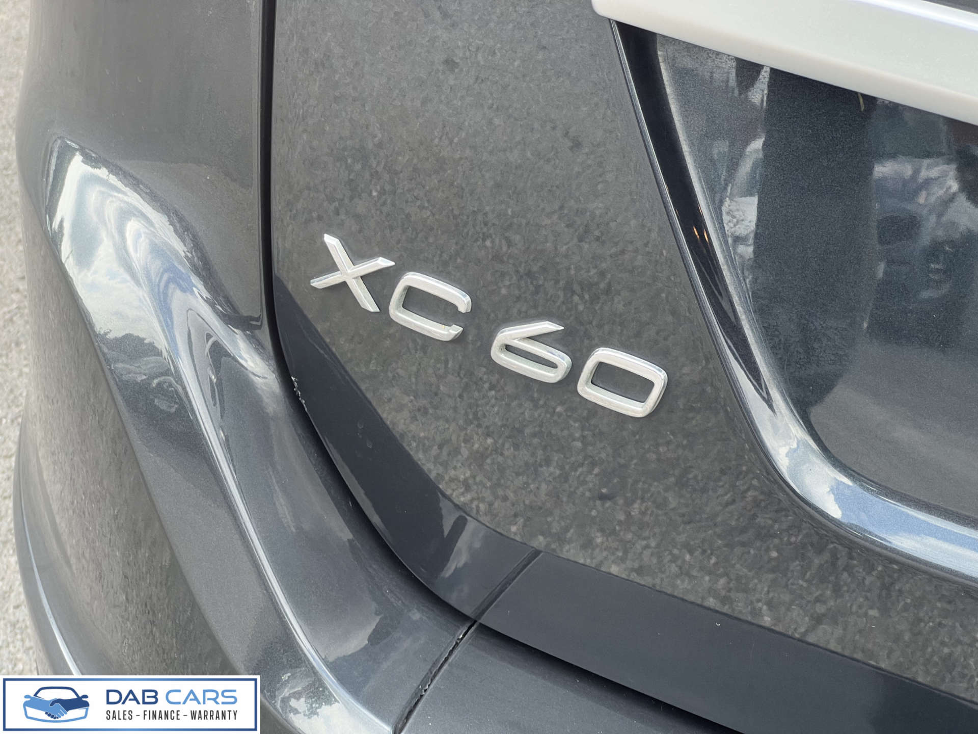 Volvo XC60 2.4 XC60 R-Design Luxury Nav D4 AWD Auto 4WD 5dr #71
