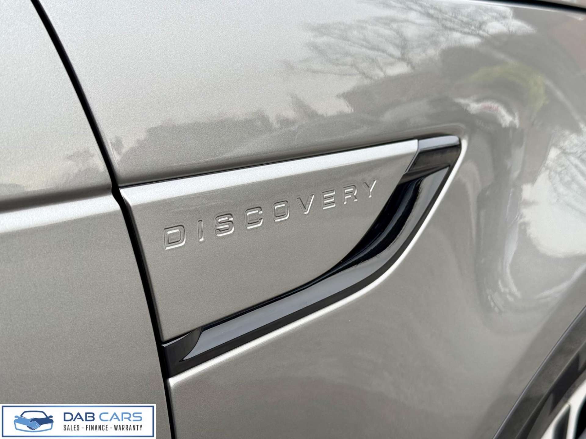 Land Rover Discovery 3.0 D300 MHEV R-Dynamic HSE Auto 4WD Euro 6 (s/s) 5dr #54