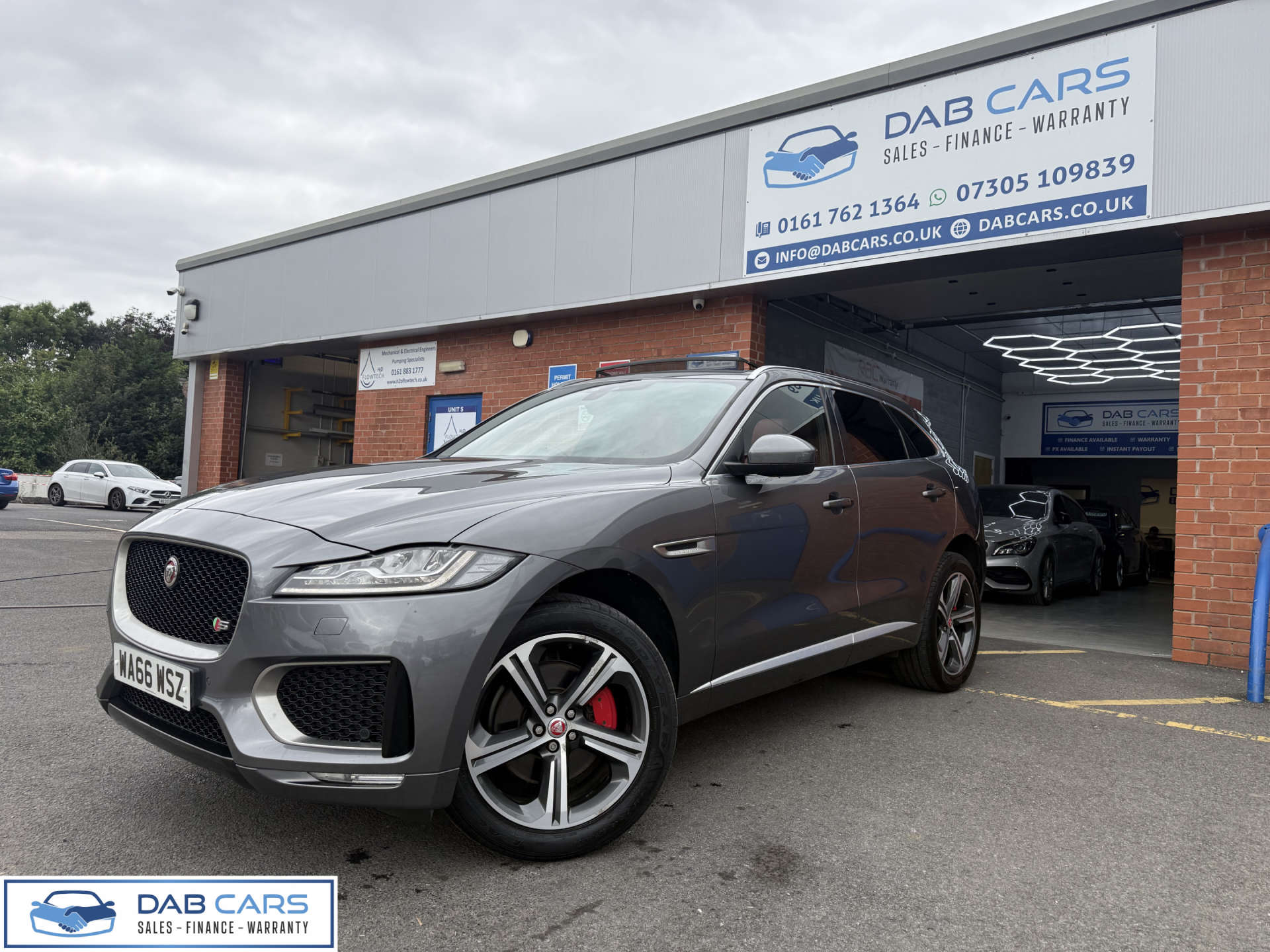 Jaguar F-PACE 3.0 F-PACE V6 S AWD D Auto 4WD 5dr #55
