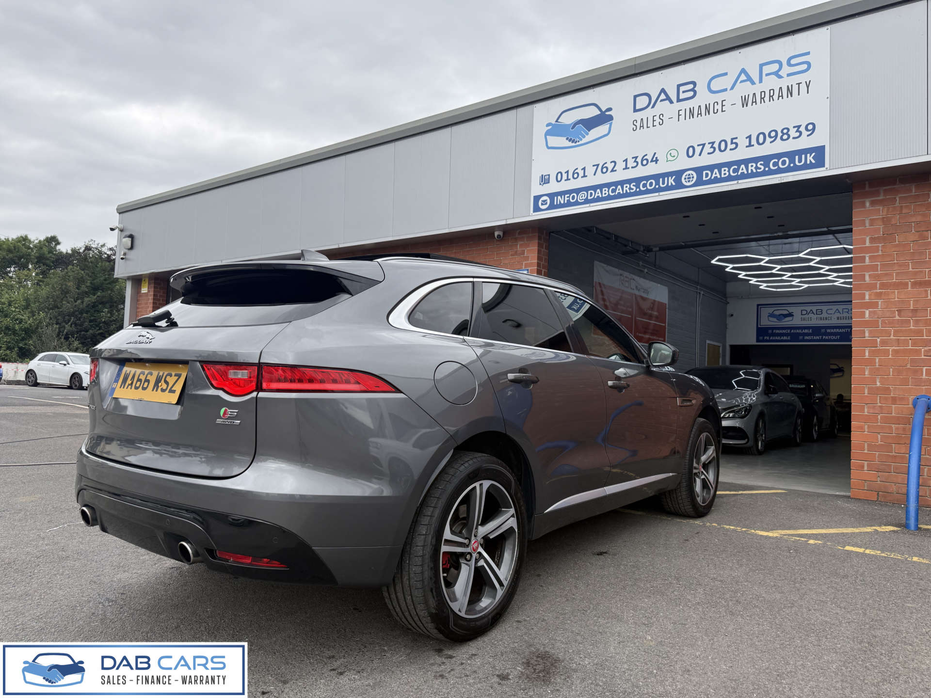 Jaguar F-PACE 3.0 F-PACE V6 S AWD D Auto 4WD 5dr #56
