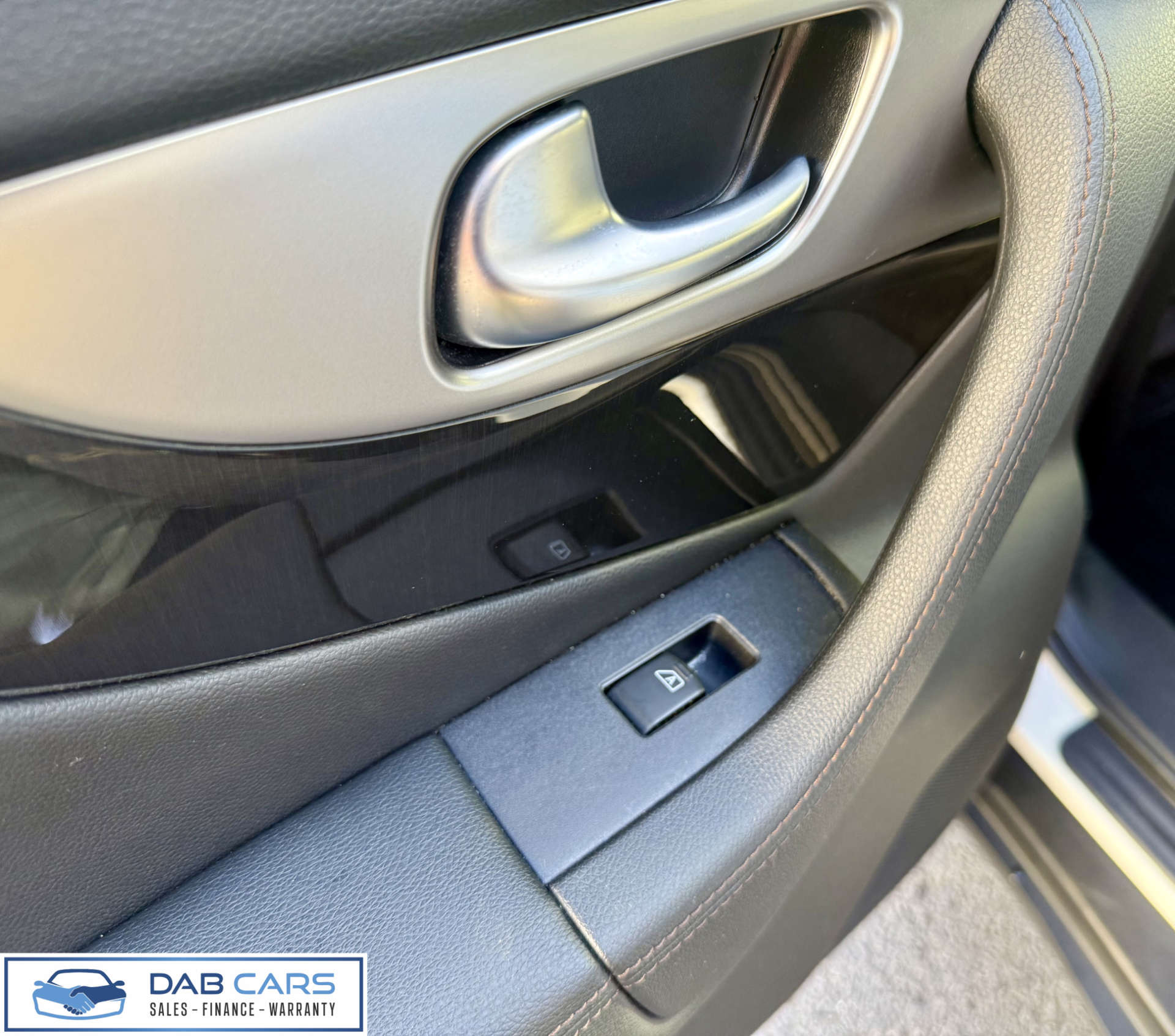 INFINITI QX70 3.0 QX70 S Premium D Auto 4WD 5dr #75