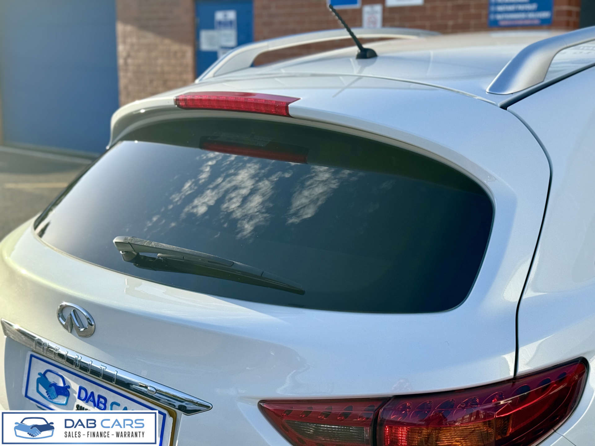 INFINITI QX70 3.0 QX70 S Premium D Auto 4WD 5dr #45