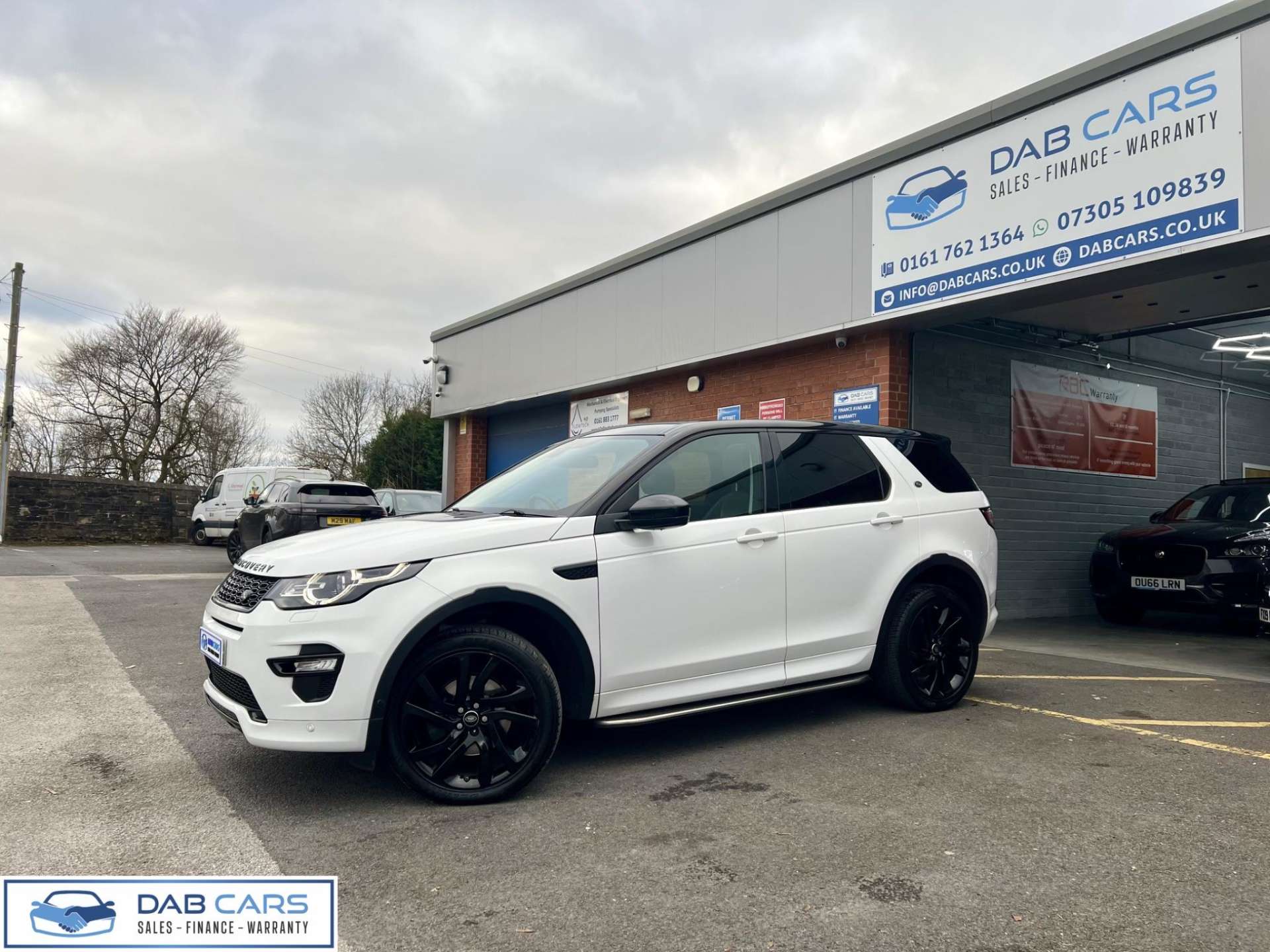 Land Rover Discovery Sport 2.0 TD4 HSE Dynamic Lux Auto 4WD Euro 6 (s/s) 5dr #1