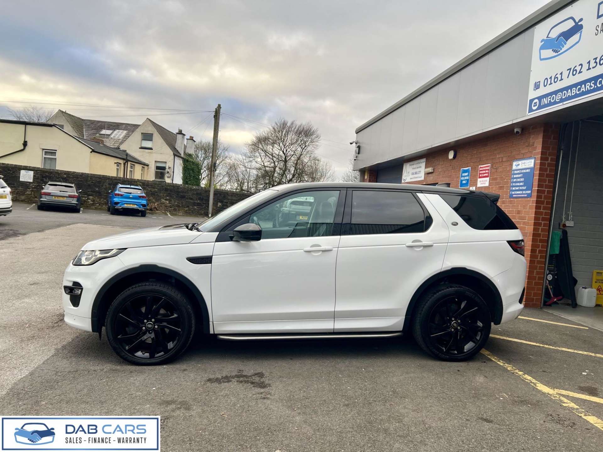Land Rover Discovery Sport 2.0 TD4 HSE Dynamic Lux Auto 4WD Euro 6 (s/s) 5dr #30
