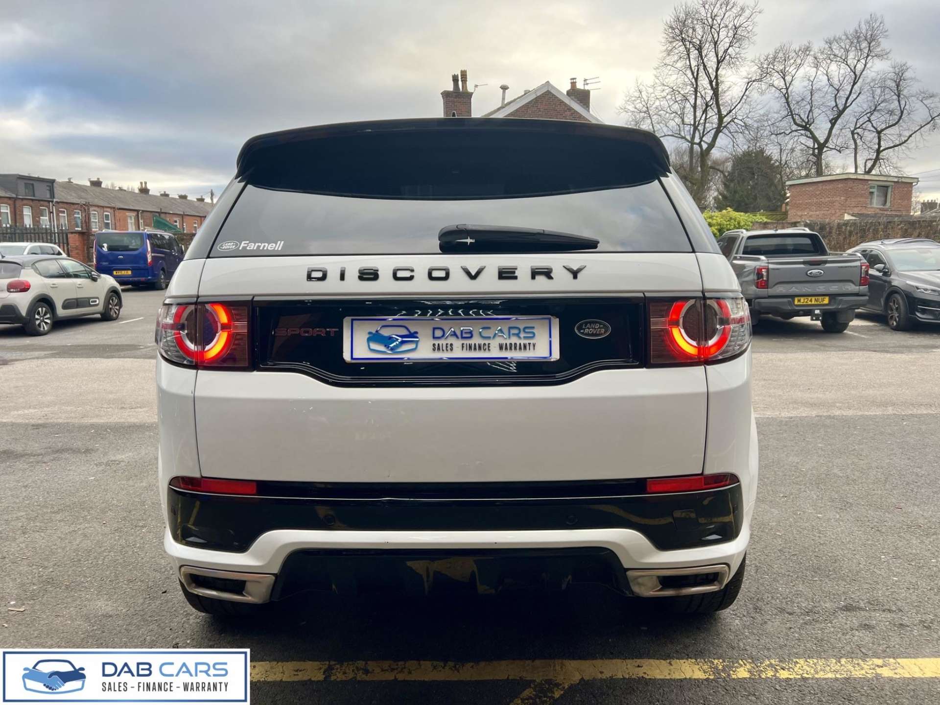 Land Rover Discovery Sport 2.0 TD4 HSE Dynamic Lux Auto 4WD Euro 6 (s/s) 5dr #32