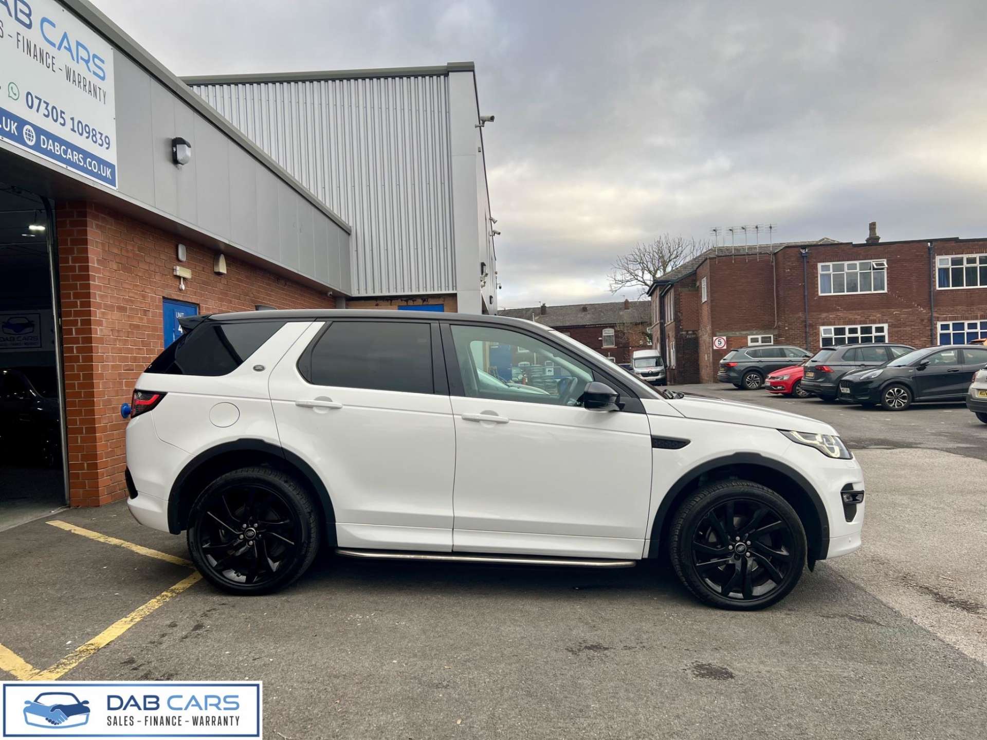 Land Rover Discovery Sport 2.0 TD4 HSE Dynamic Lux Auto 4WD Euro 6 (s/s) 5dr #34