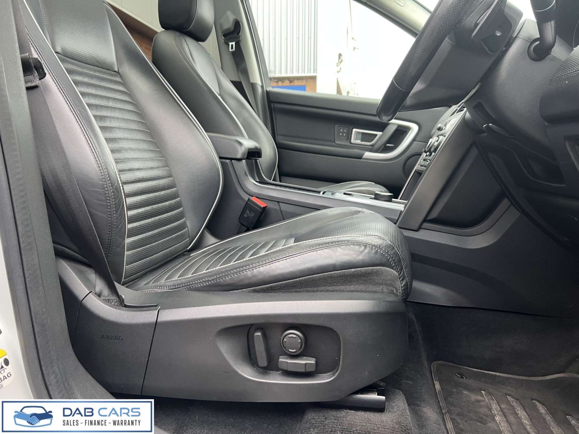 Land Rover Discovery Sport 2.0 TD4 HSE Dynamic Lux Auto 4WD Euro 6 (s/s) 5dr #53