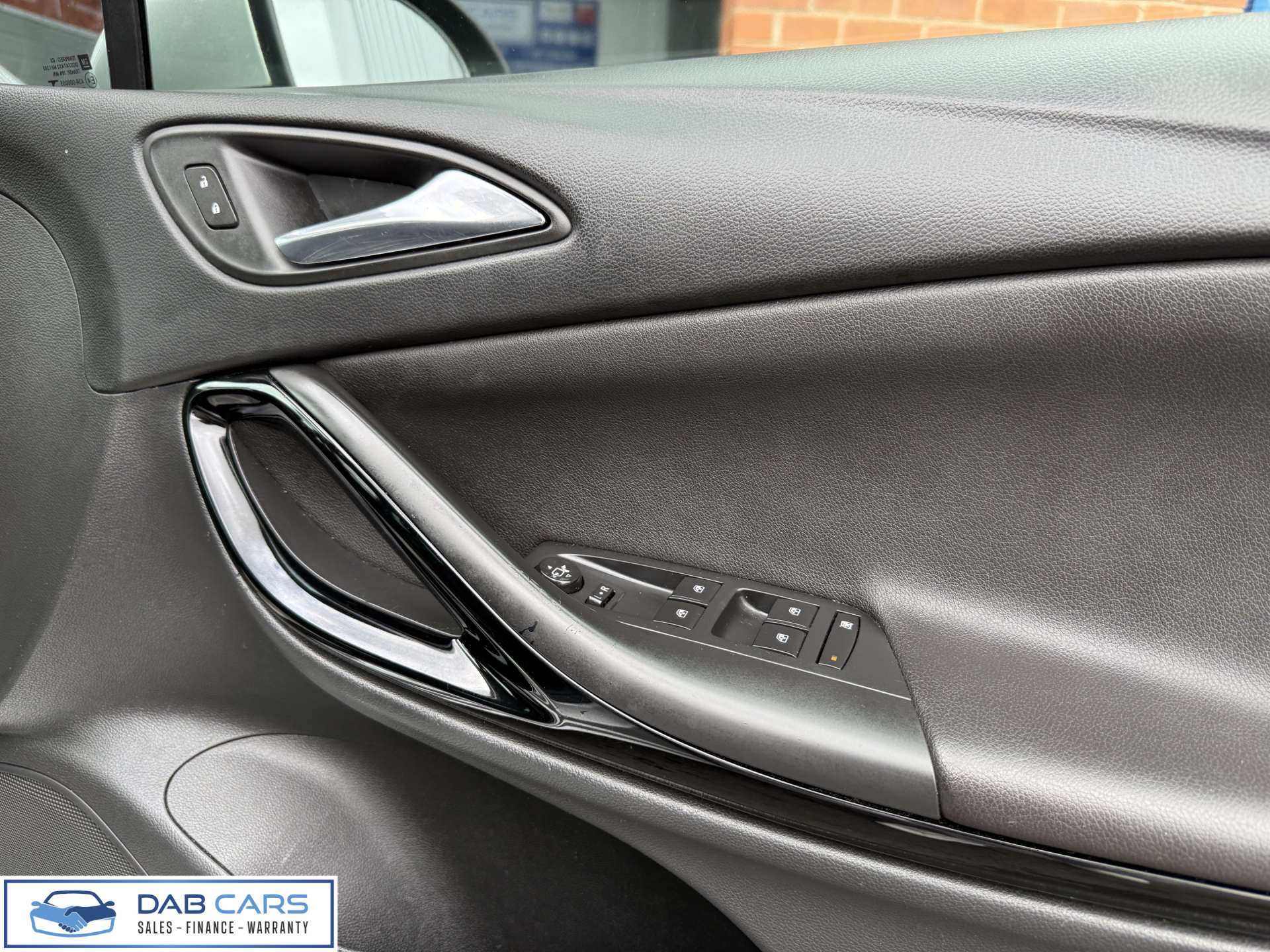 Vauxhall ASTRA 1.6 Astra Elite Nav CDTi S/S 5dr #25