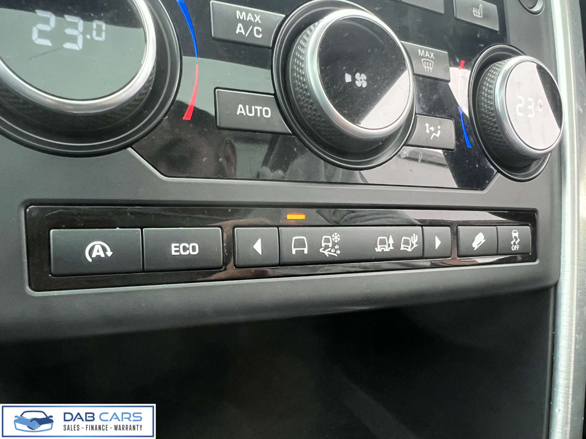Land Rover Discovery Sport 2.0 Discovery Sport Black HSE TD4 Auto 4WD 5dr #14