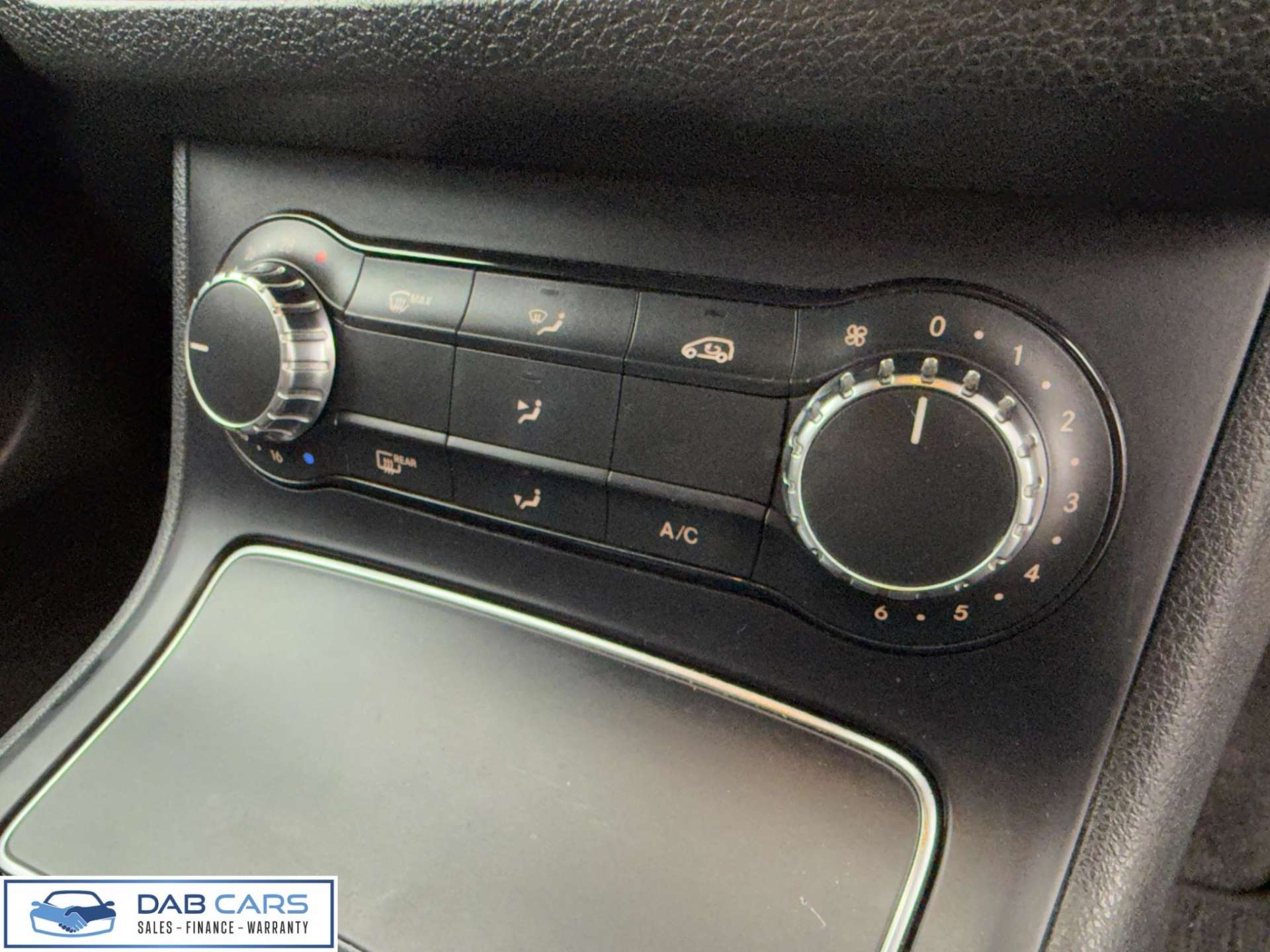 Mercedes-Benz B Class 1.5 B180d AMG Line (Premium) 7G-DCT Euro 6 (s/s) 5dr #66