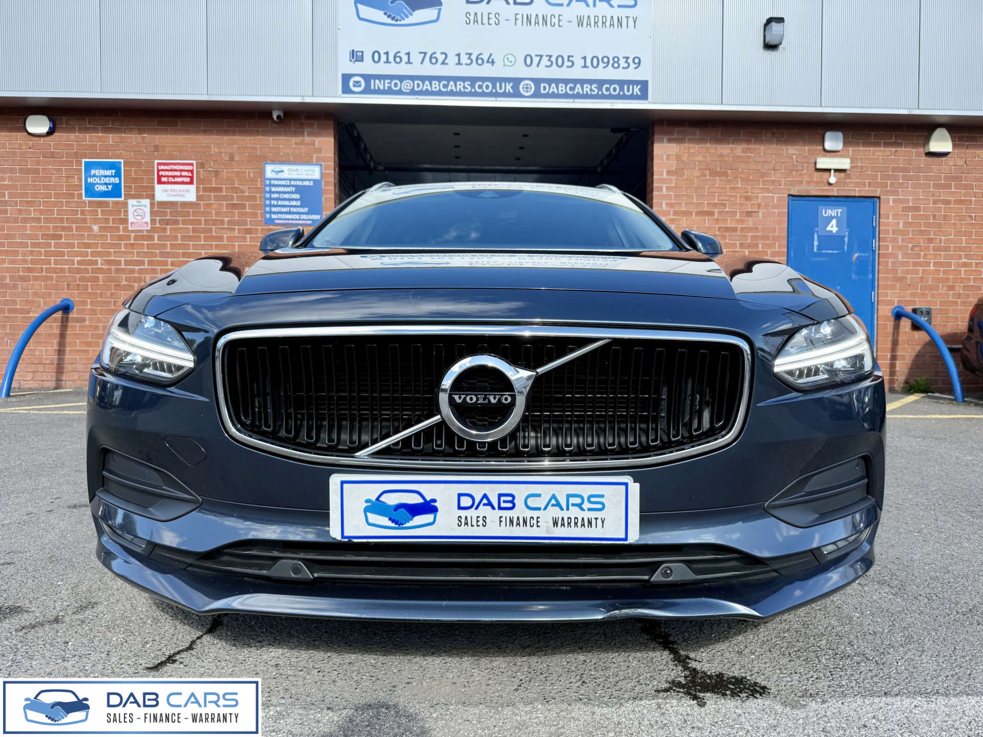Volvo V90 2.0 V90 Momentum+ D4 Auto 5dr #42