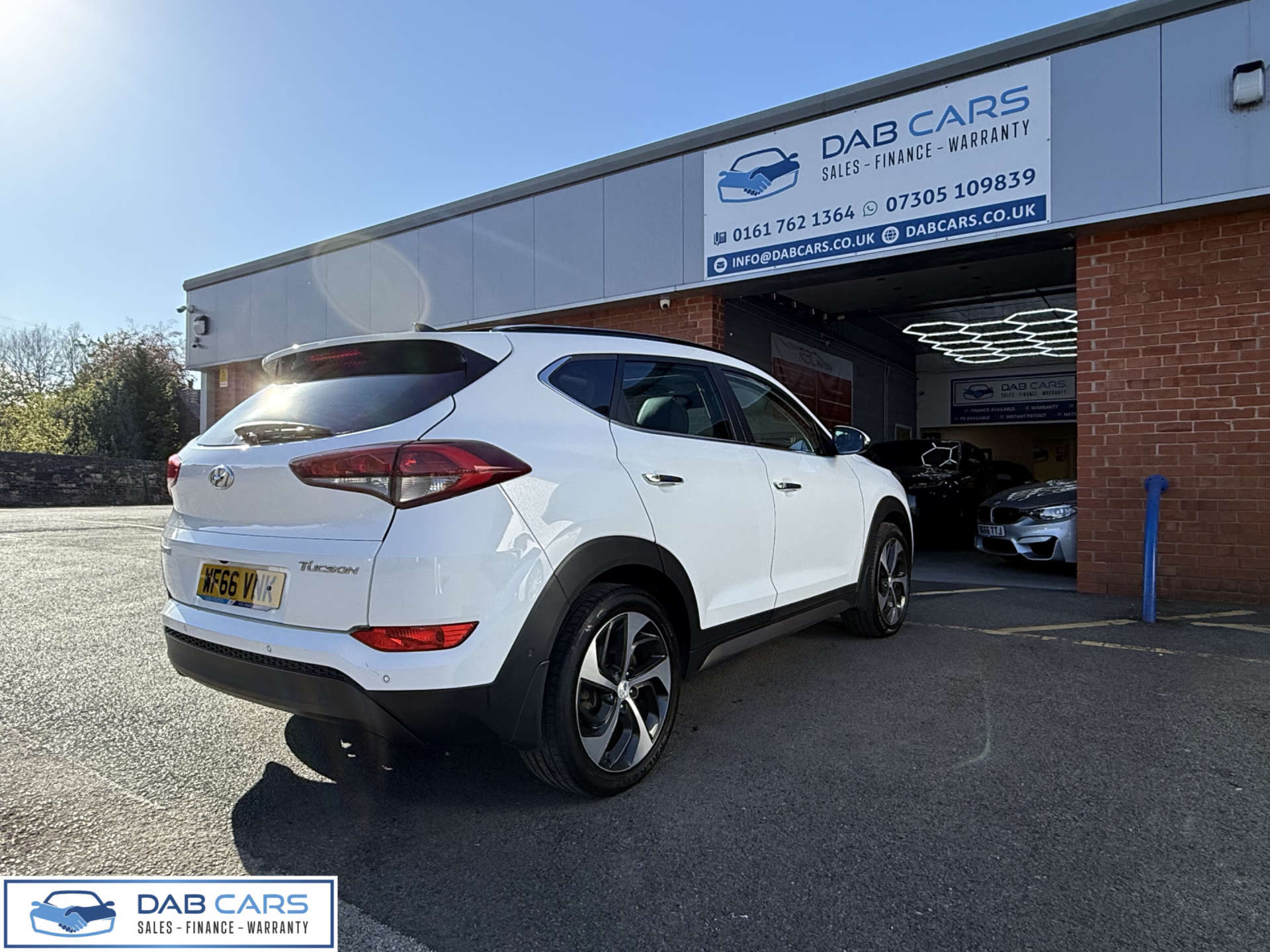 Hyundai TUCSON 1.7 Tucson Premium SE Blue Drive 2WD CRDi Semi-Auto 5dr #1
