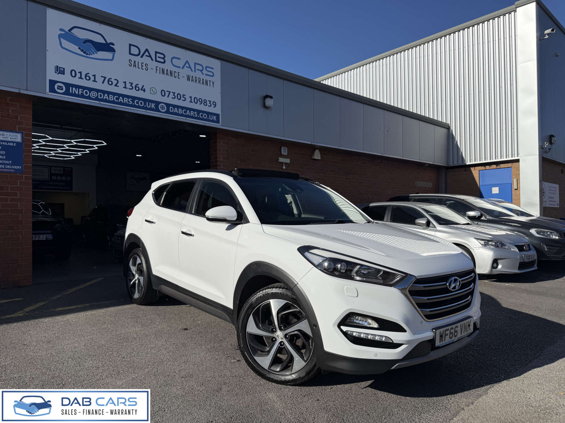 Hyundai TUCSON 1.7 Tucson Premium SE Blue Drive 2WD CRDi Semi-Auto 5dr #6