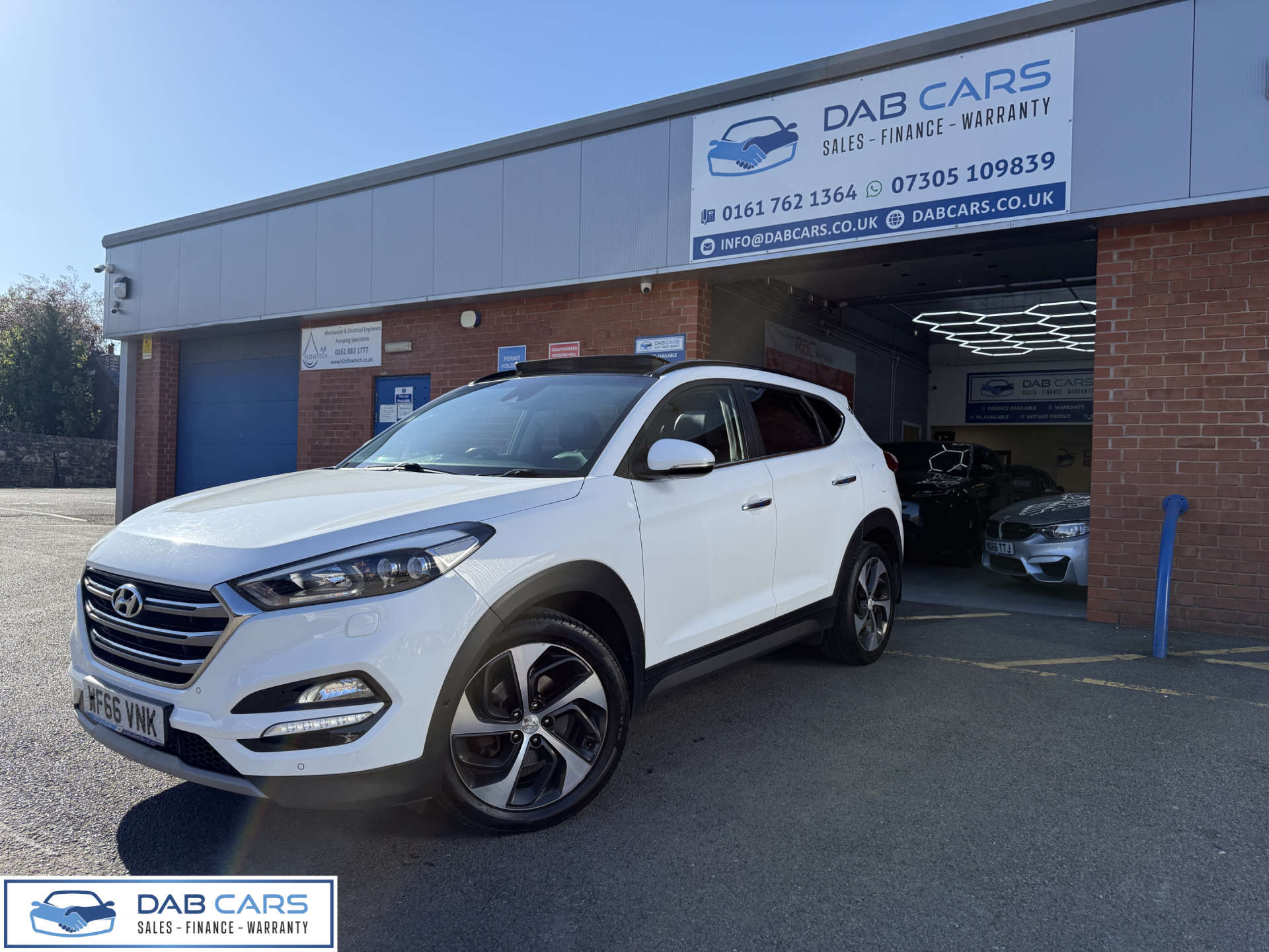 Hyundai TUCSON 1.7 Tucson Premium SE Blue Drive 2WD CRDi Semi-Auto 5dr #9