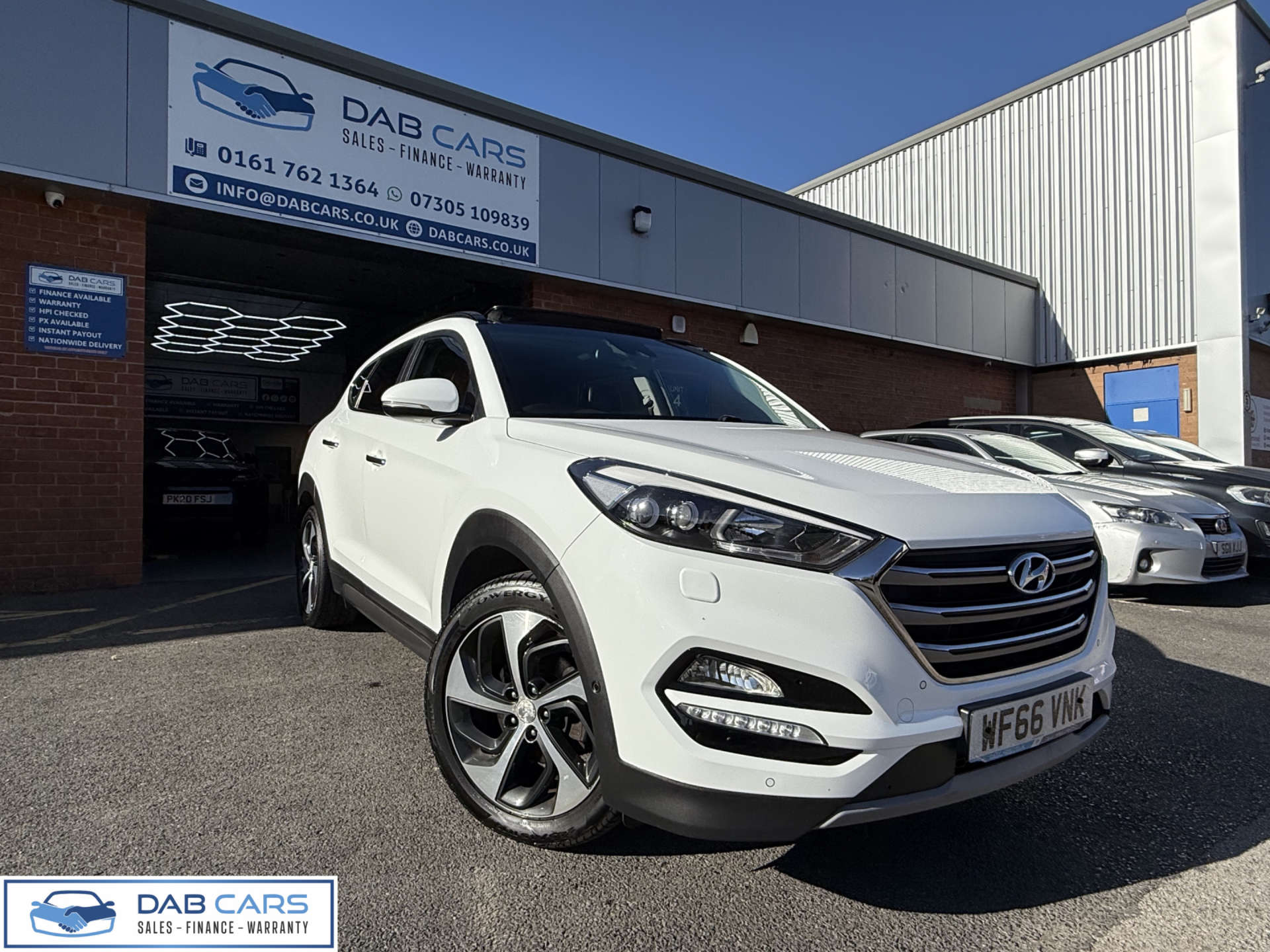 Hyundai TUCSON 1.7 Tucson Premium SE Blue Drive 2WD CRDi Semi-Auto 5dr #10