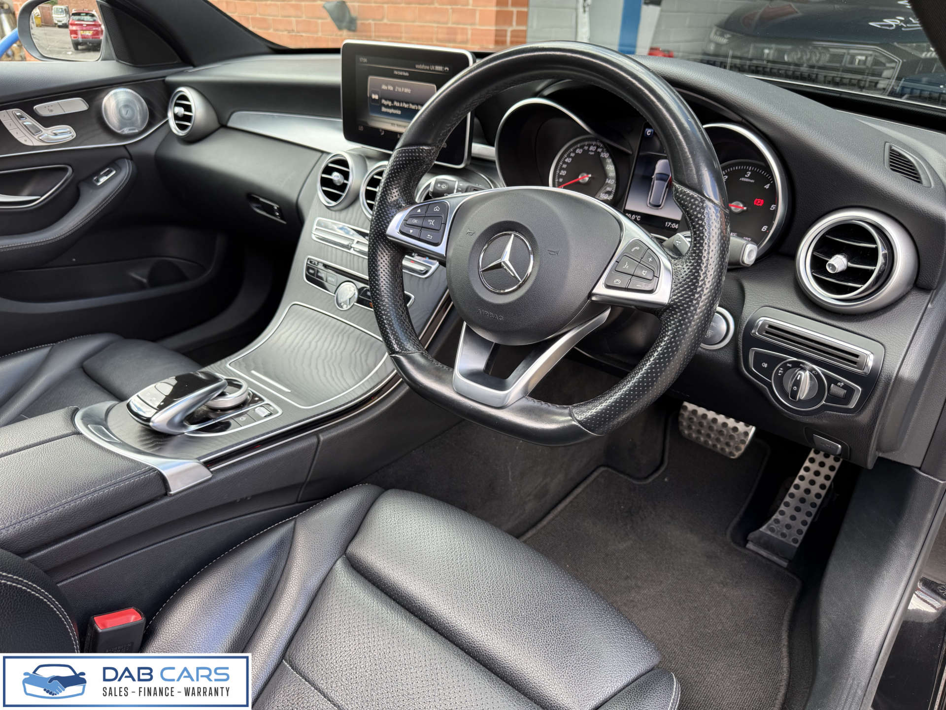 Mercedes-Benz C-CLASS 2.1 C 250 AMG Line Premium+ D Auto 5dr #3