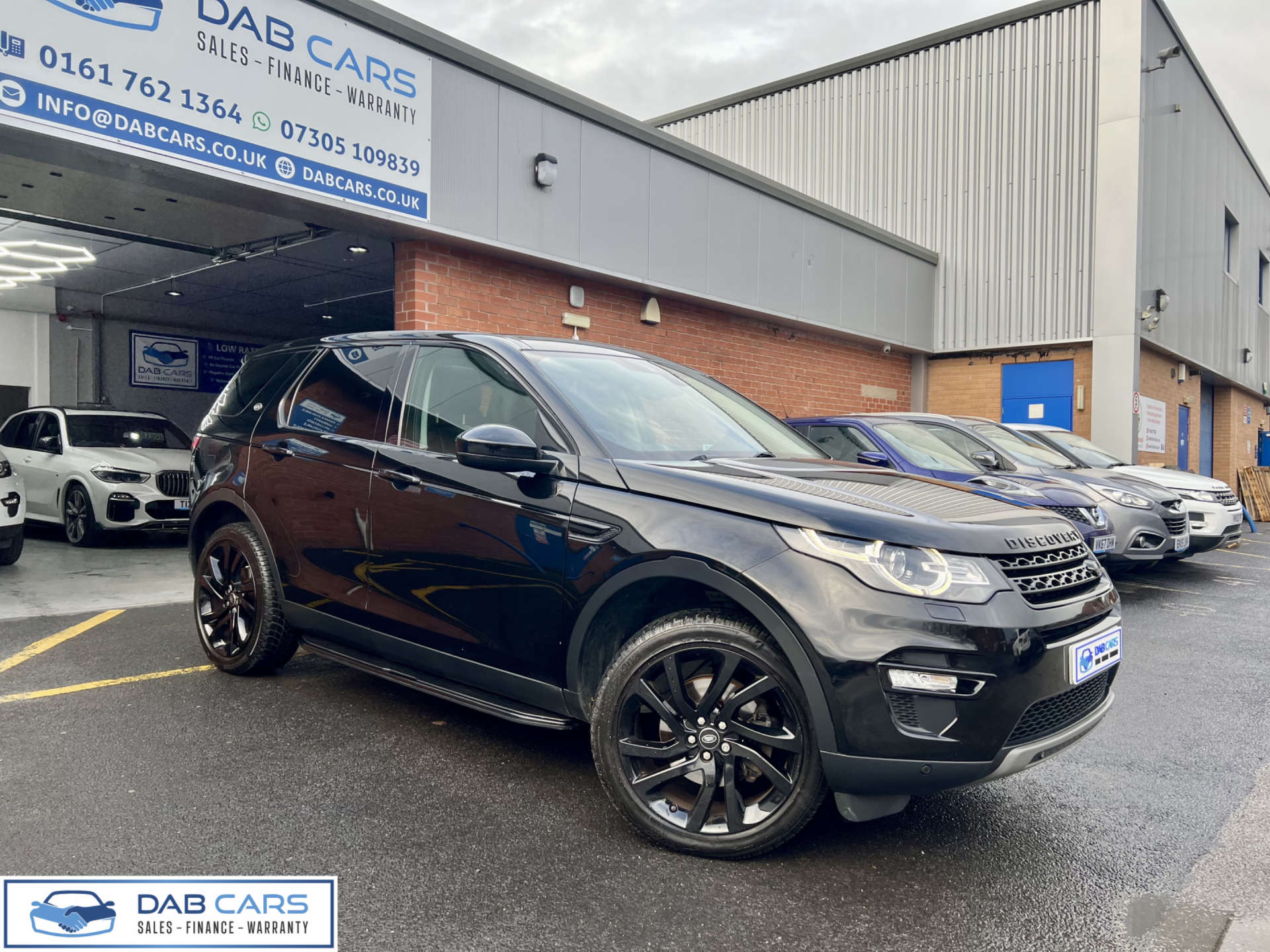 Land Rover Discovery Sport 2.0 Discovery Sport Black HSE TD4 Auto 4WD 5dr #35