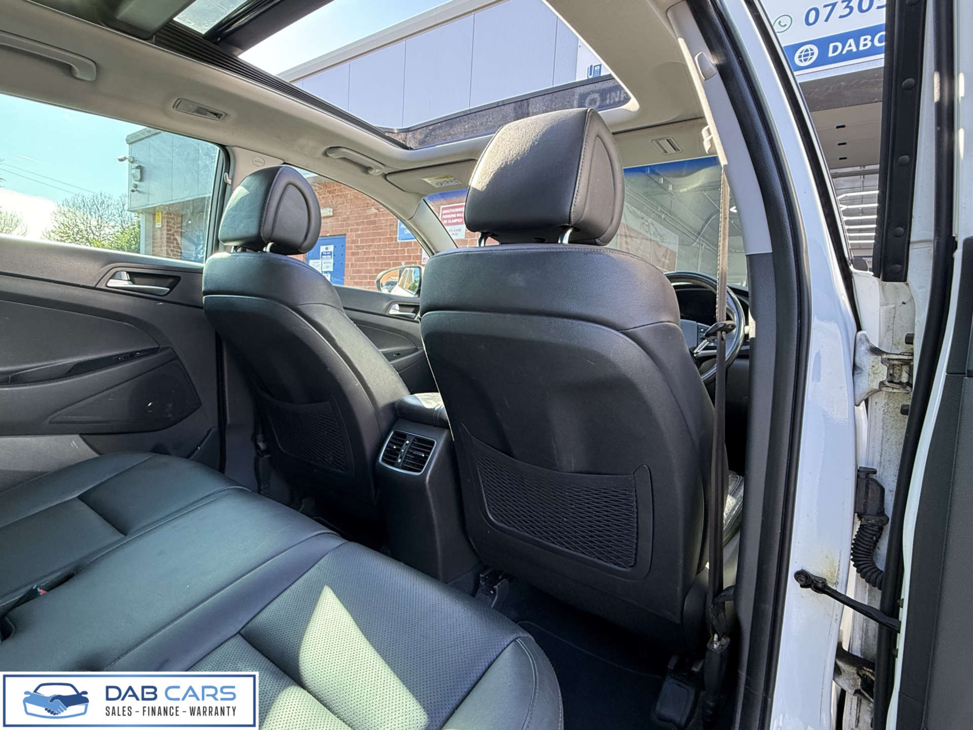 Hyundai TUCSON 1.7 Tucson Premium SE Blue Drive 2WD CRDi Semi-Auto 5dr #22
