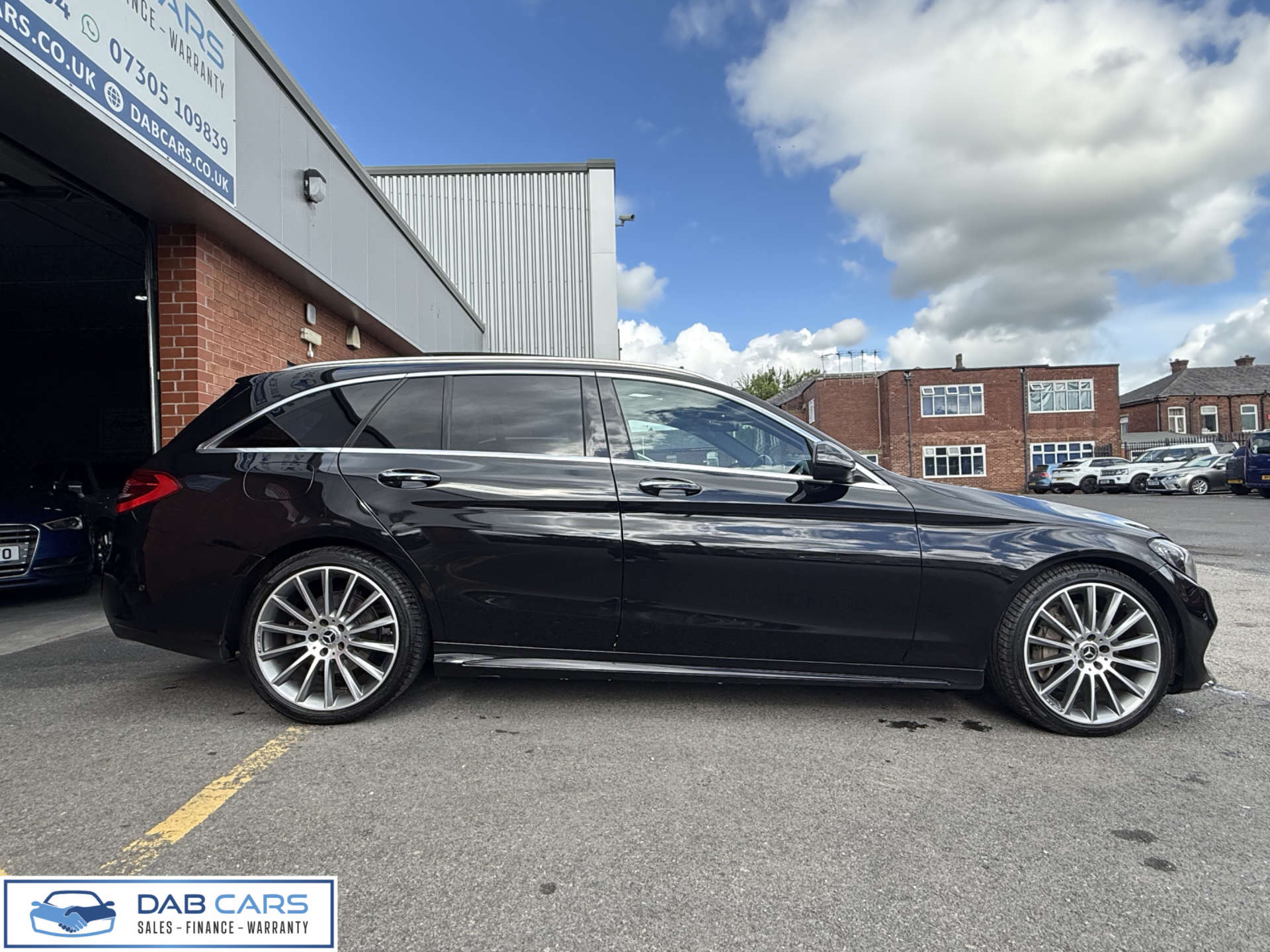 Mercedes-Benz C-CLASS 2.1 C 250 AMG Line Premium+ D Auto 5dr #18