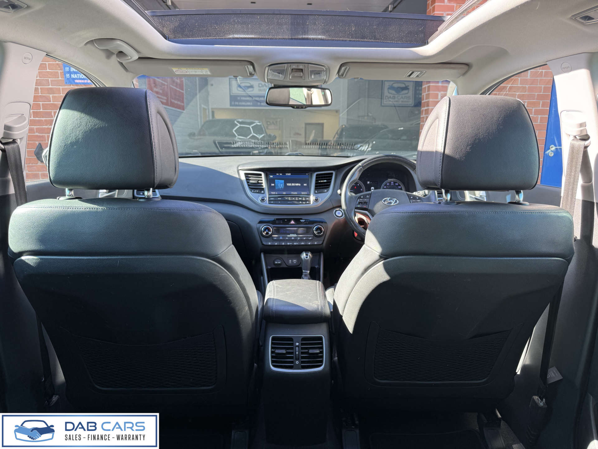 Hyundai TUCSON 1.7 Tucson Premium SE Blue Drive 2WD CRDi Semi-Auto 5dr #28