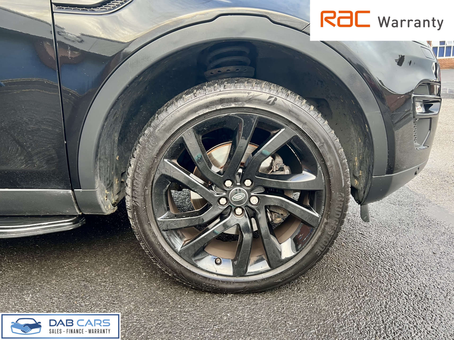 Land Rover Discovery Sport 2.0 Discovery Sport Black HSE TD4 Auto 4WD 5dr #44