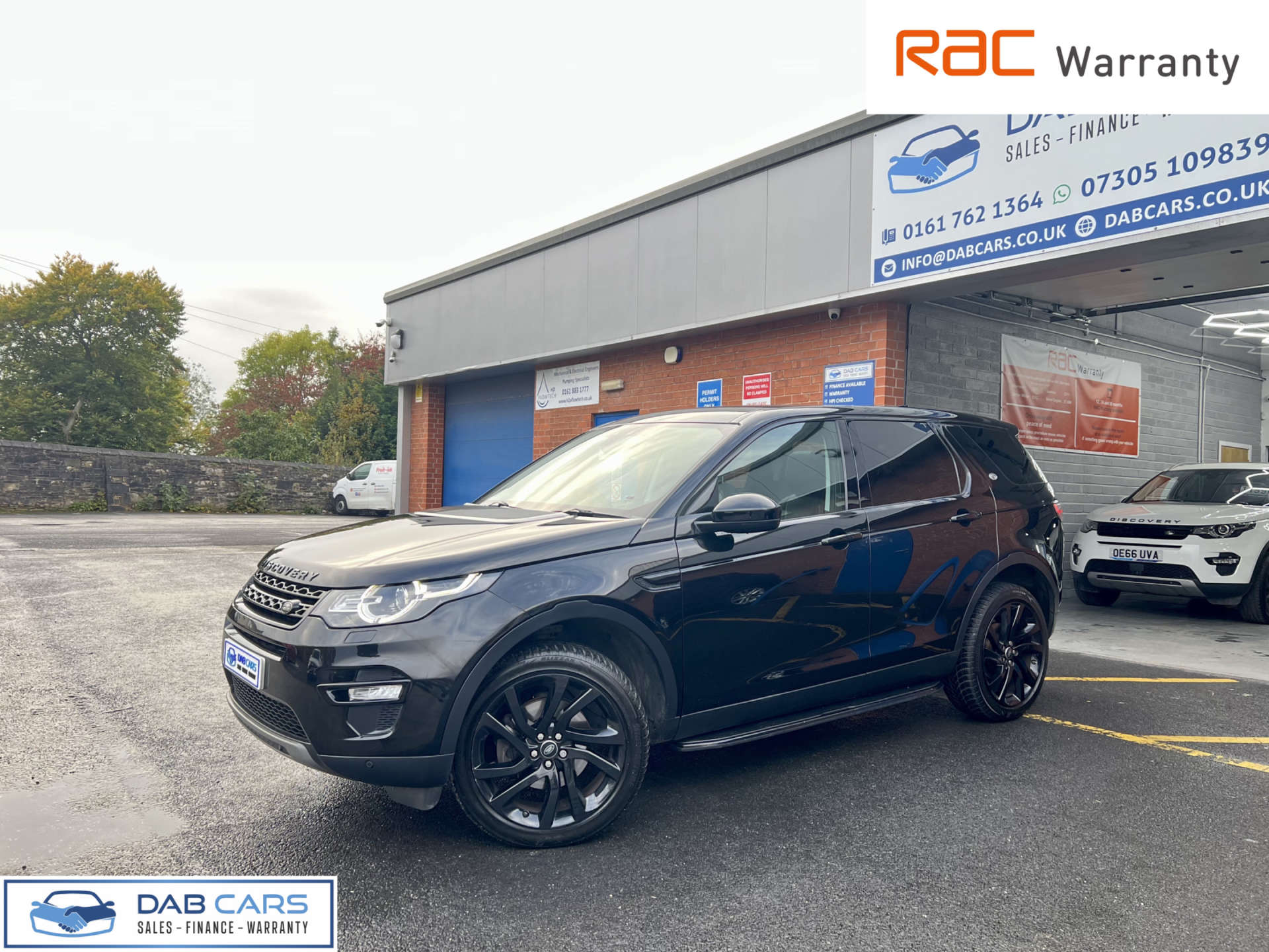 Land Rover Discovery Sport 2.0 Discovery Sport Black HSE TD4 Auto 4WD 5dr #53
