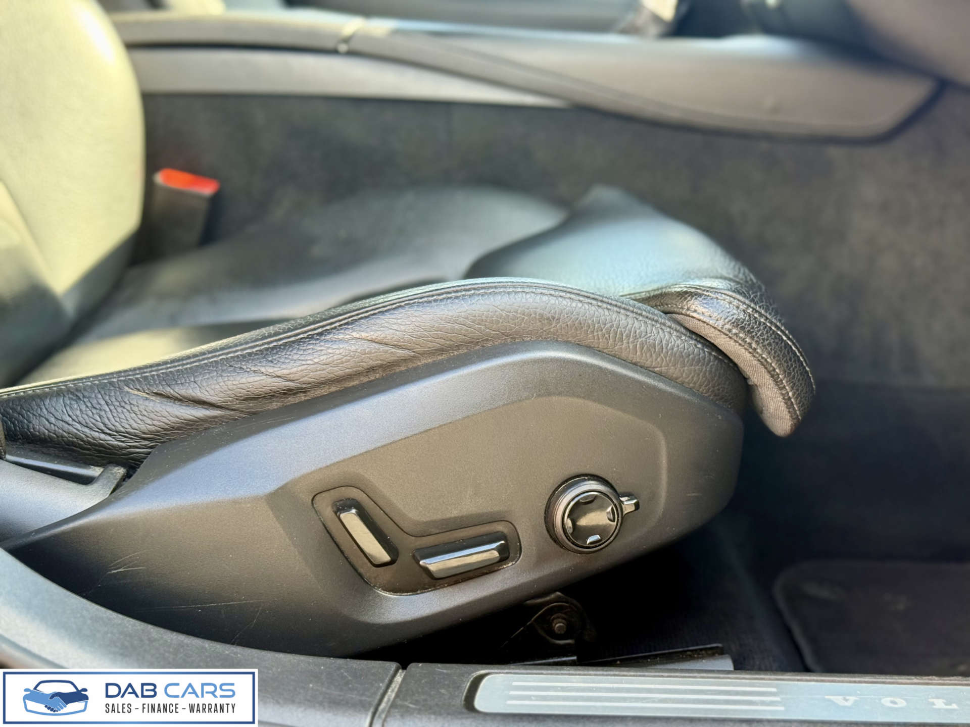 Volvo V90 2.0 V90 Momentum+ D4 Auto 5dr #14
