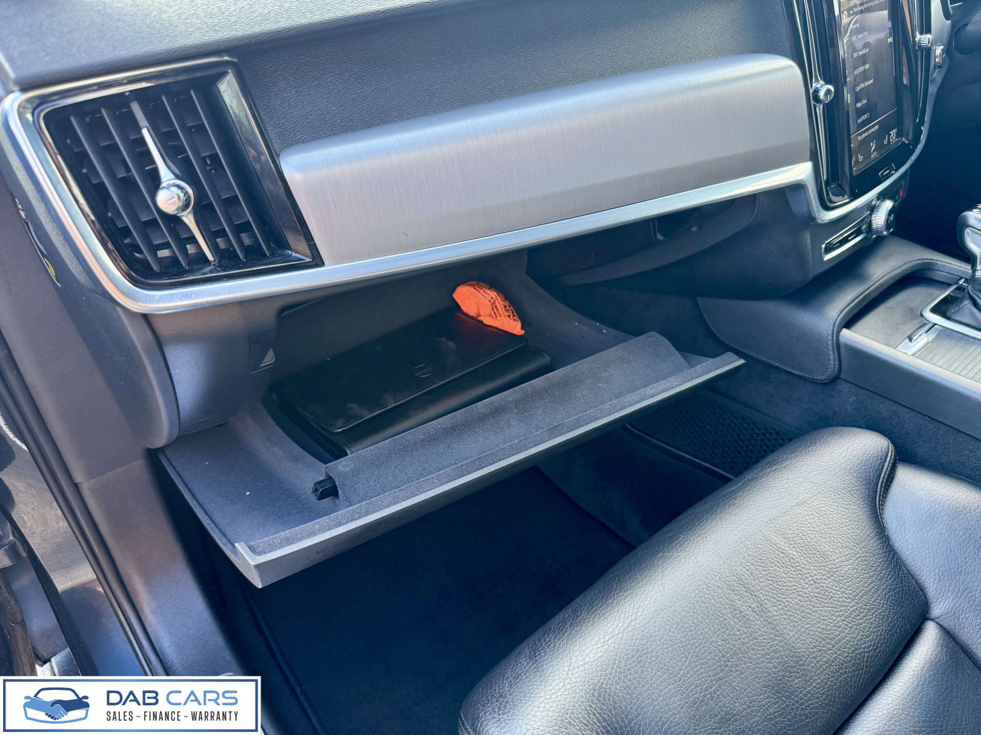 Volvo V90 2.0 V90 Momentum+ D4 Auto 5dr #53