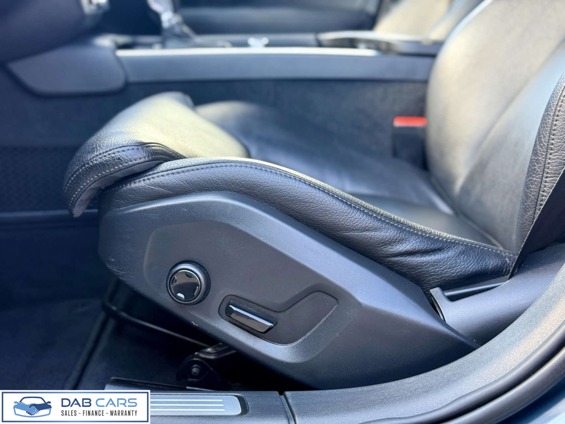 Volvo V90 2.0 V90 Momentum+ D4 Auto 5dr #54