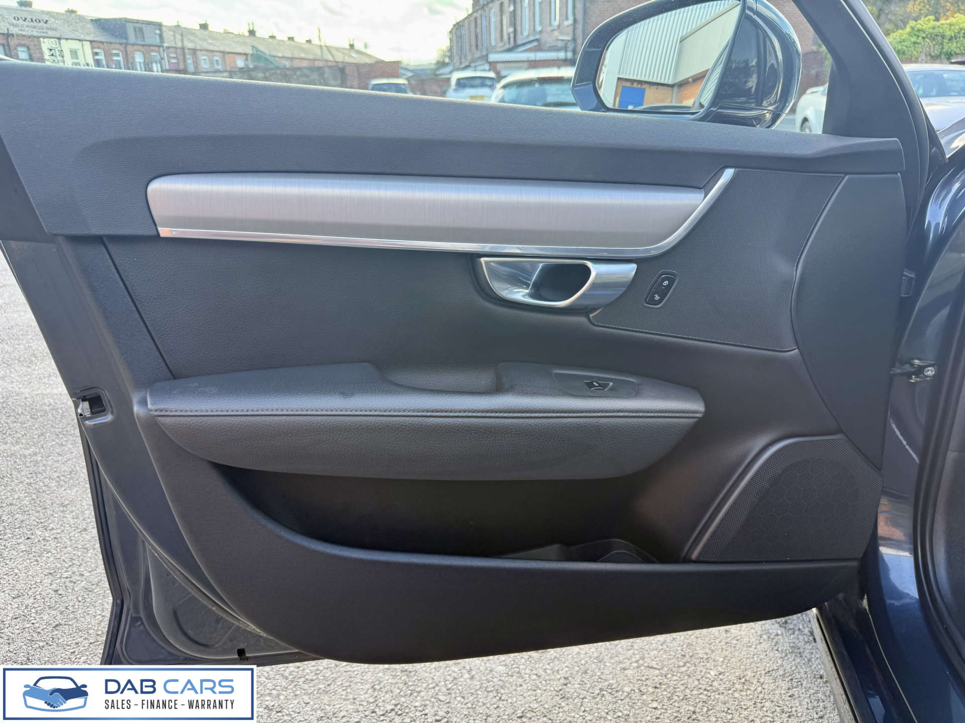 Volvo V90 2.0 V90 Momentum+ D4 Auto 5dr #56