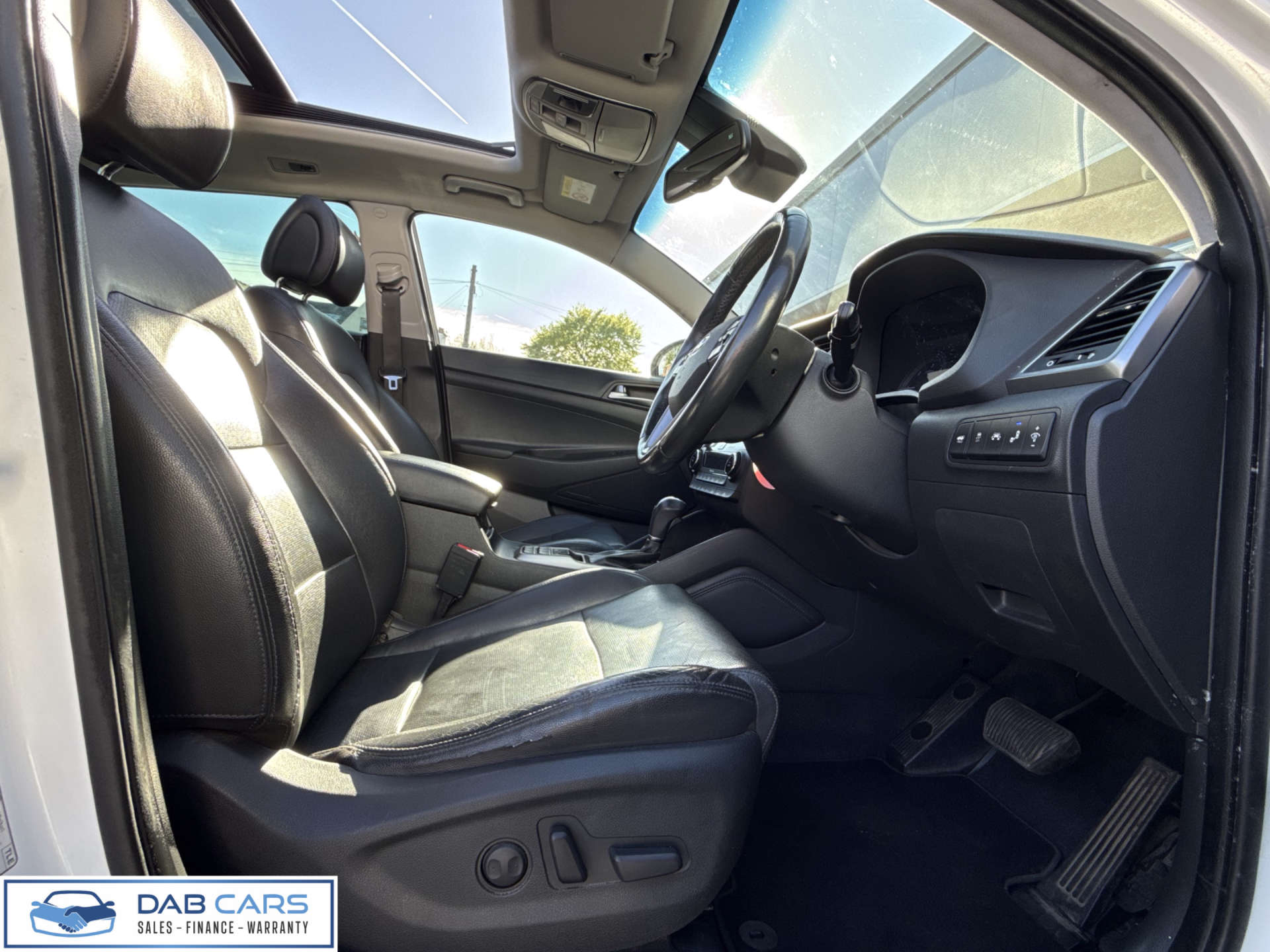 Hyundai TUCSON 1.7 Tucson Premium SE Blue Drive 2WD CRDi Semi-Auto 5dr #51