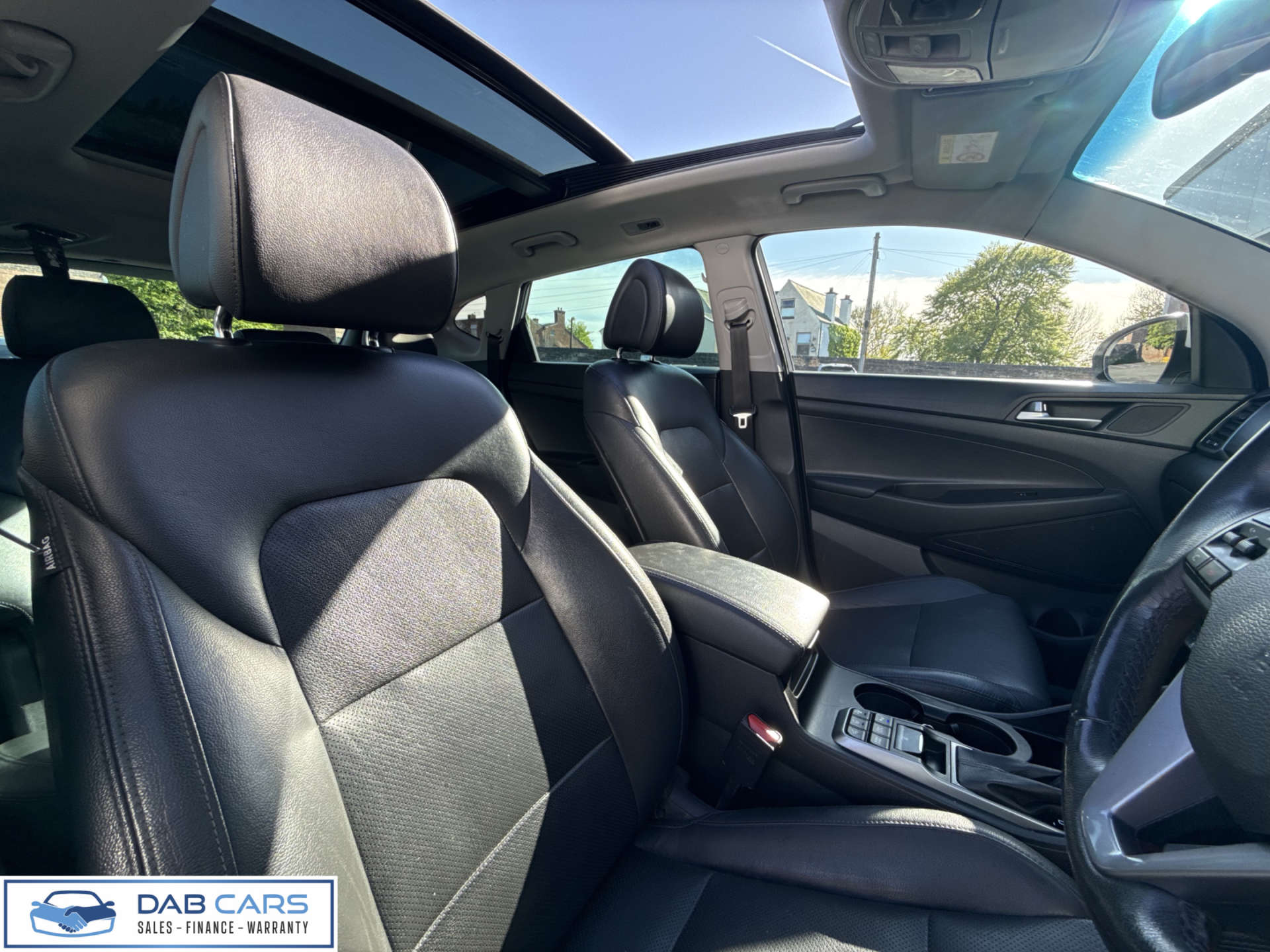 Hyundai TUCSON 1.7 Tucson Premium SE Blue Drive 2WD CRDi Semi-Auto 5dr #52