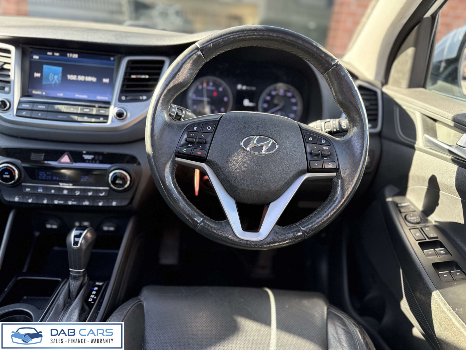 Hyundai TUCSON 1.7 Tucson Premium SE Blue Drive 2WD CRDi Semi-Auto 5dr #53