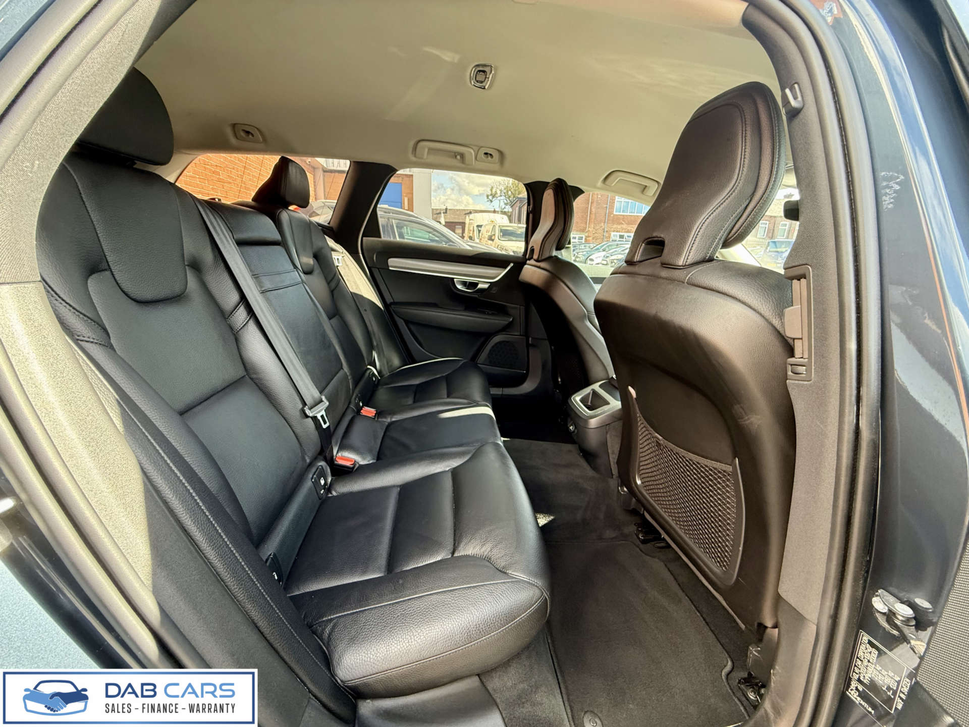 Volvo V90 2.0 V90 Momentum+ D4 Auto 5dr #63