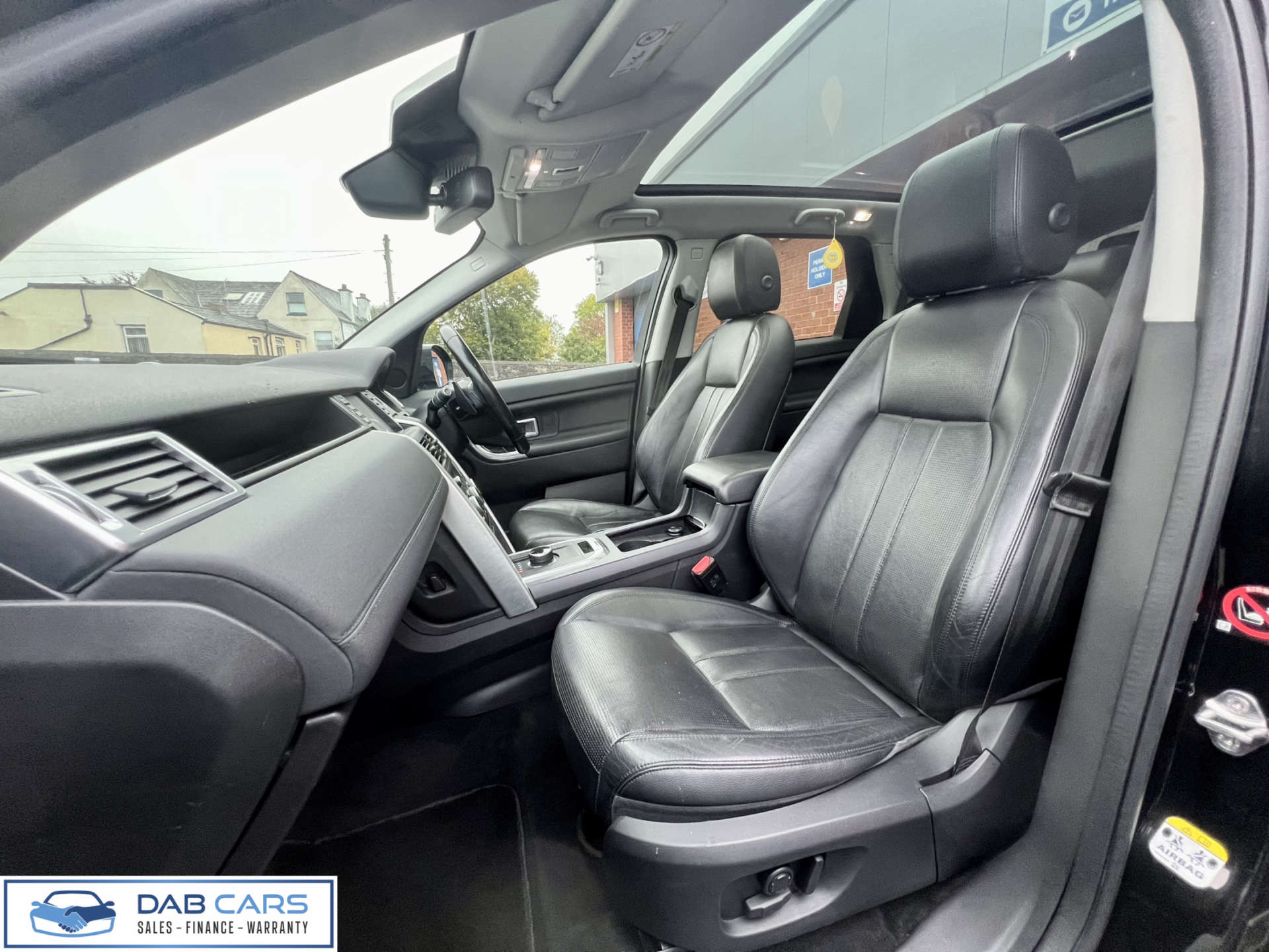 Land Rover Discovery Sport 2.0 Discovery Sport Black HSE TD4 Auto 4WD 5dr #68