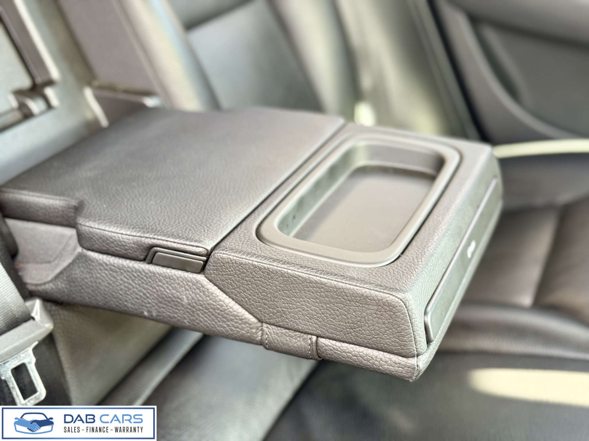 Volvo V90 2.0 V90 Momentum+ D4 Auto 5dr #68