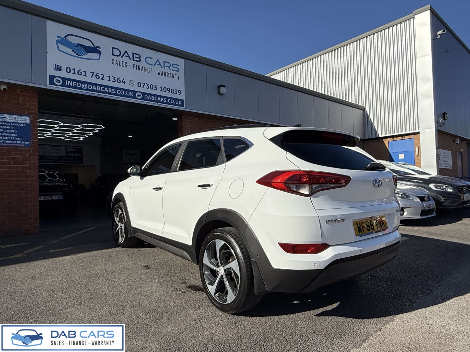 Hyundai TUCSON 1.7 Tucson Premium SE Blue Drive 2WD CRDi Semi-Auto 5dr #64