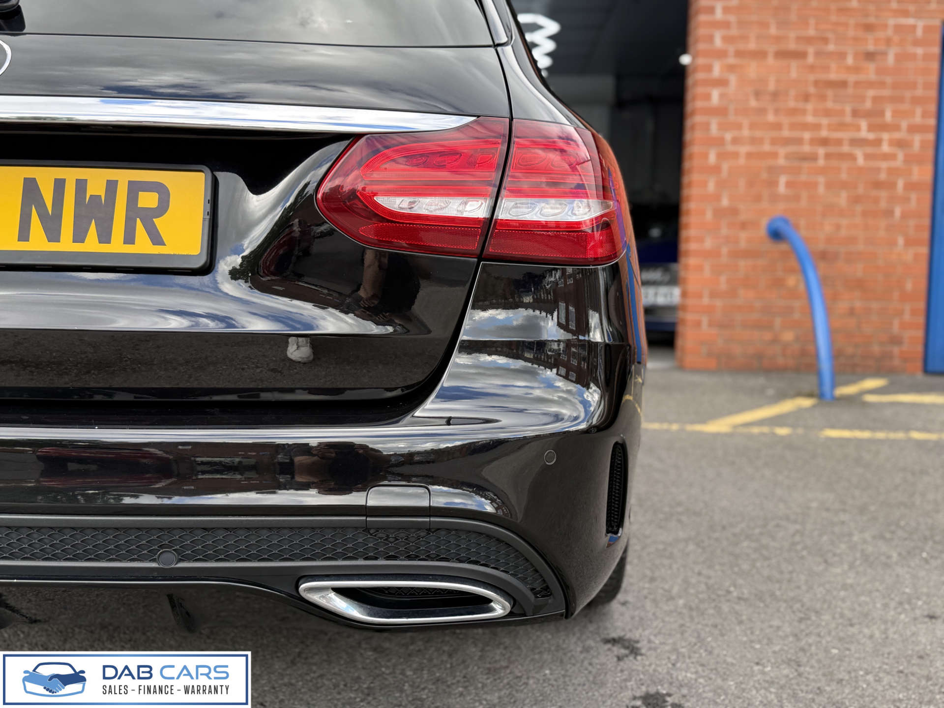 Mercedes-Benz C-CLASS 2.1 C 250 AMG Line Premium+ D Auto 5dr #68