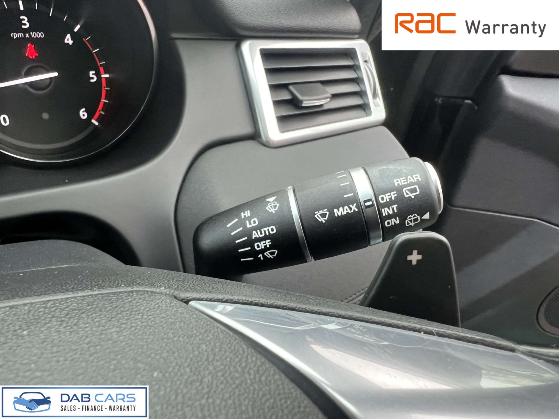 Land Rover Discovery Sport 2.0 Discovery Sport Black HSE TD4 Auto 4WD 5dr #83