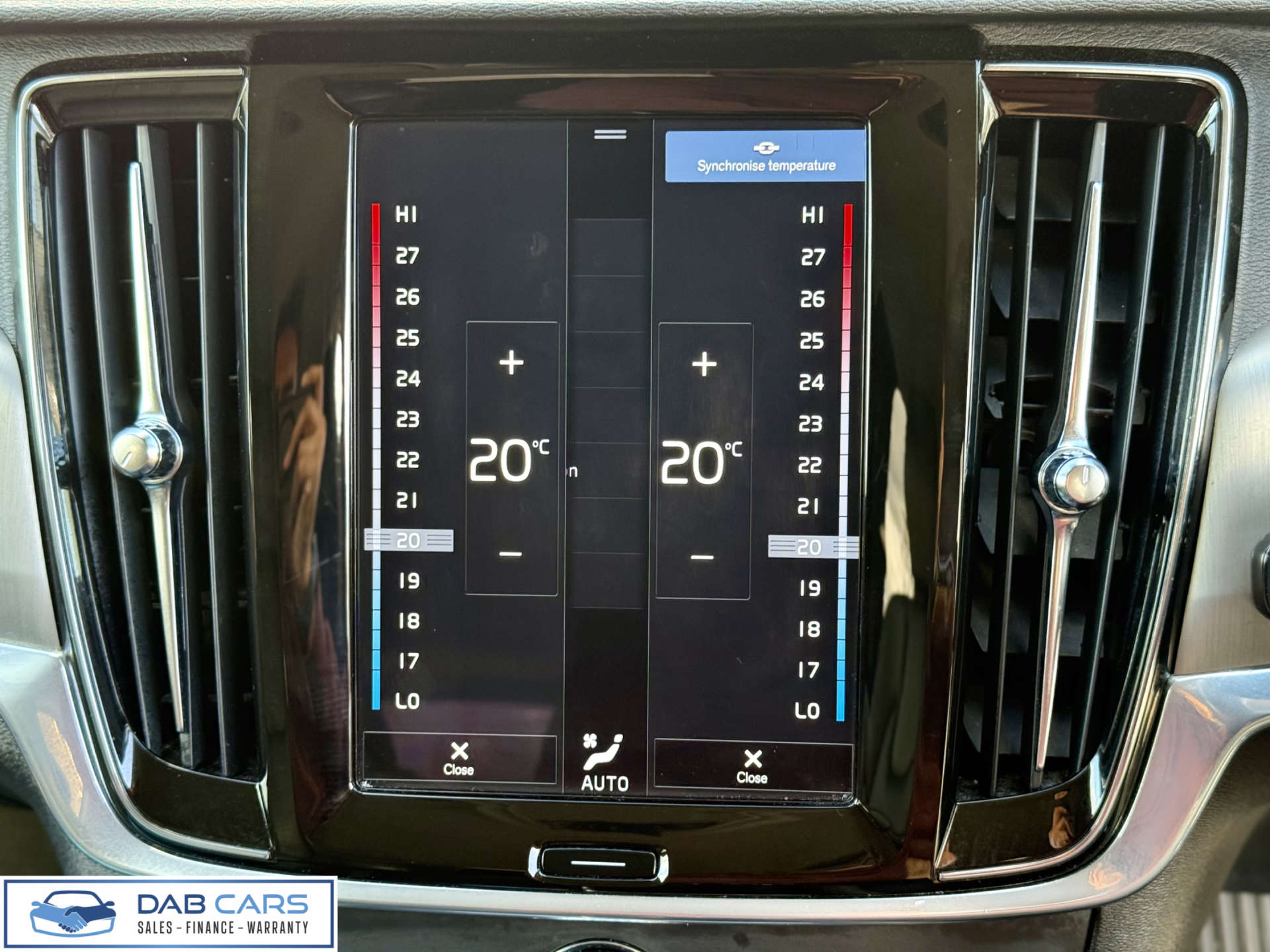 Volvo V90 2.0 V90 Momentum+ D4 Auto 5dr #87