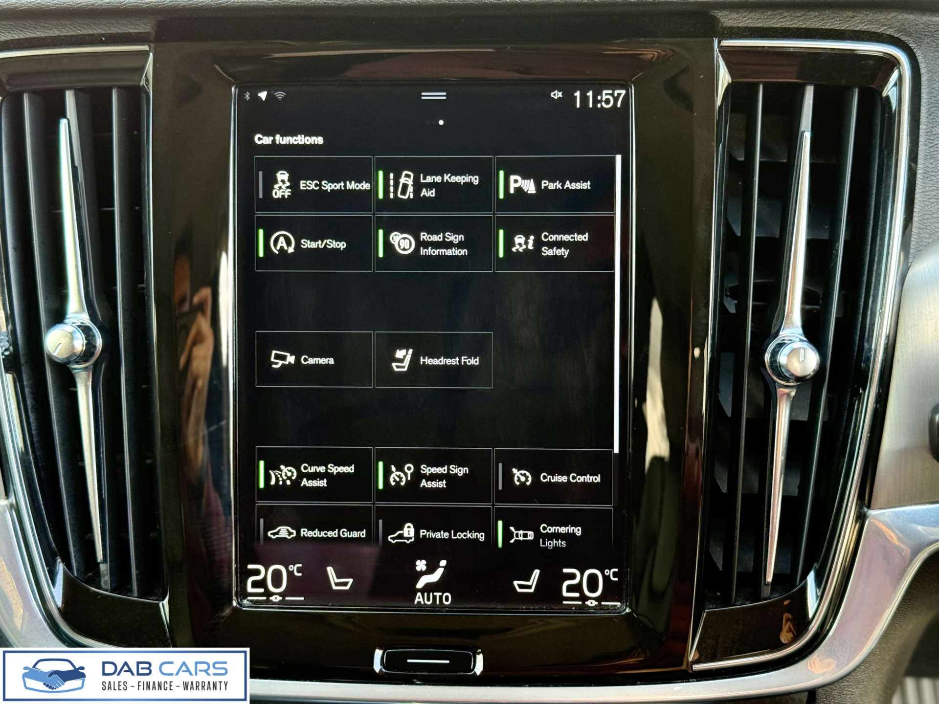 Volvo V90 2.0 V90 Momentum+ D4 Auto 5dr #25